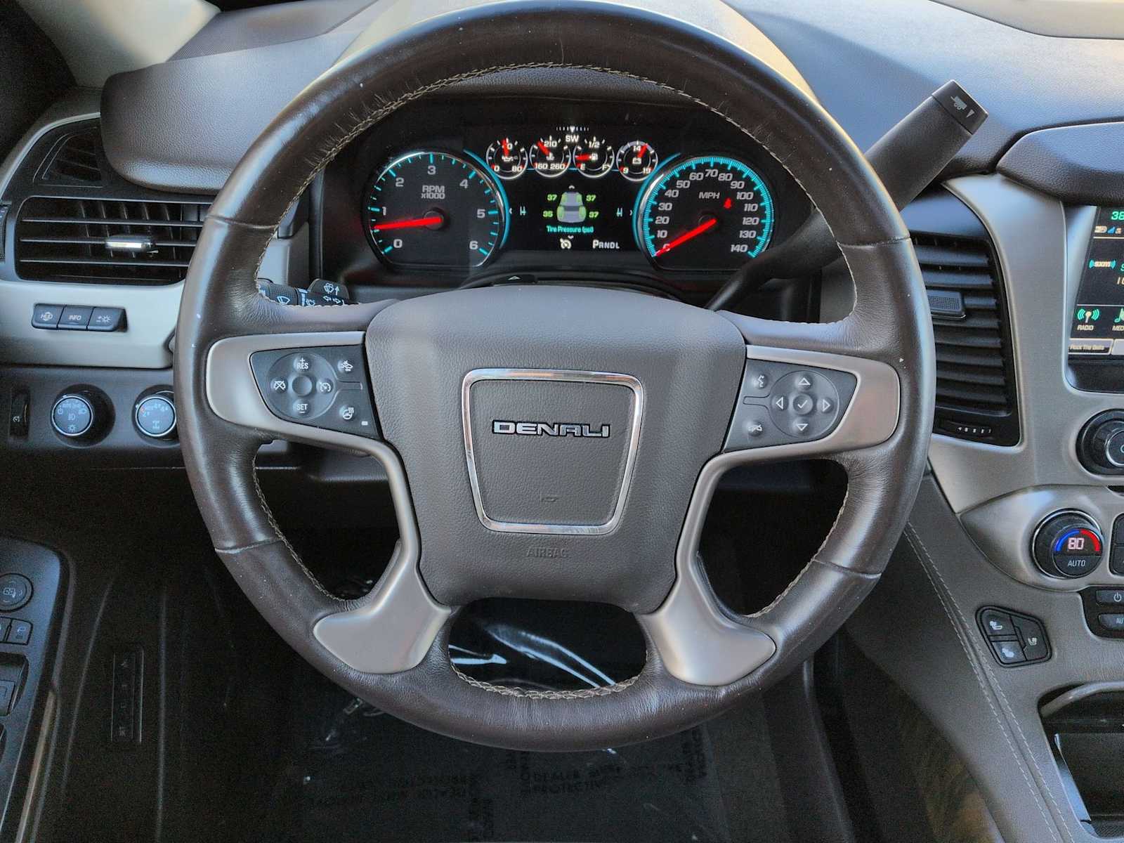 Thumbnail: 2018 GMC Yukon - 25