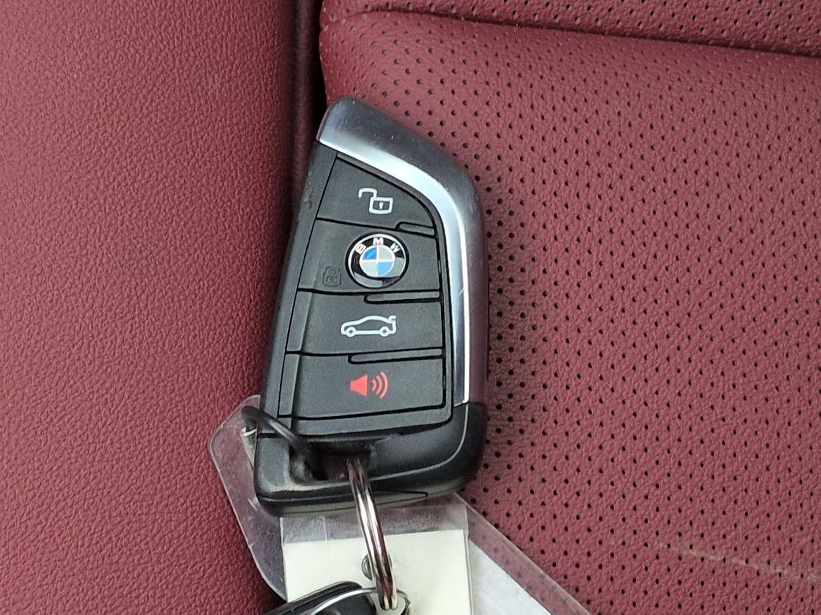 Thumbnail: 2023 BMW i4 - 37