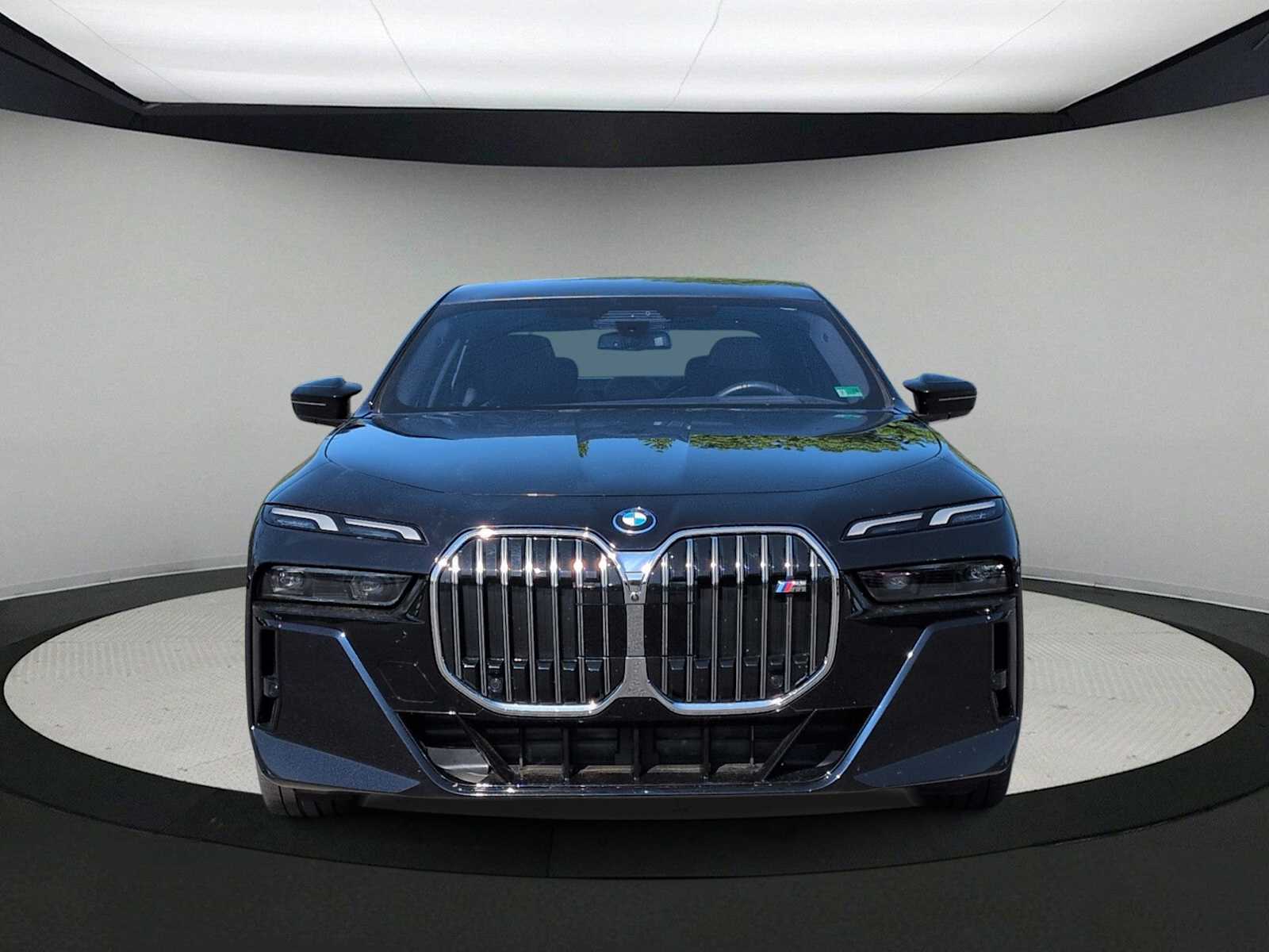 Thumbnail: 2024 BMW i7 - 3
