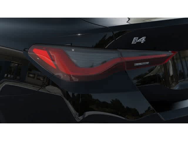 Thumbnail: 2026 BMW i4 - 8