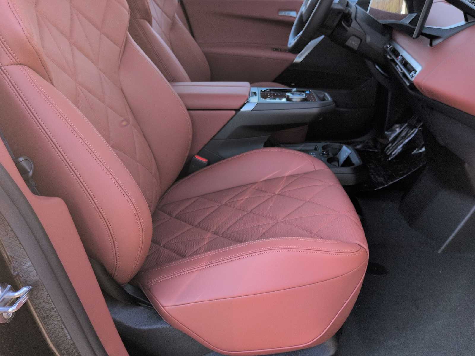 Thumbnail: 2026 BMW iX - 23