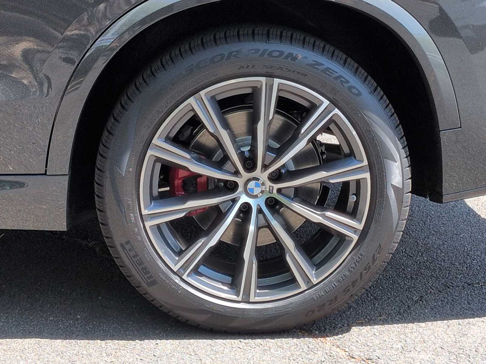 Thumbnail: 2026 BMW X5 - 14