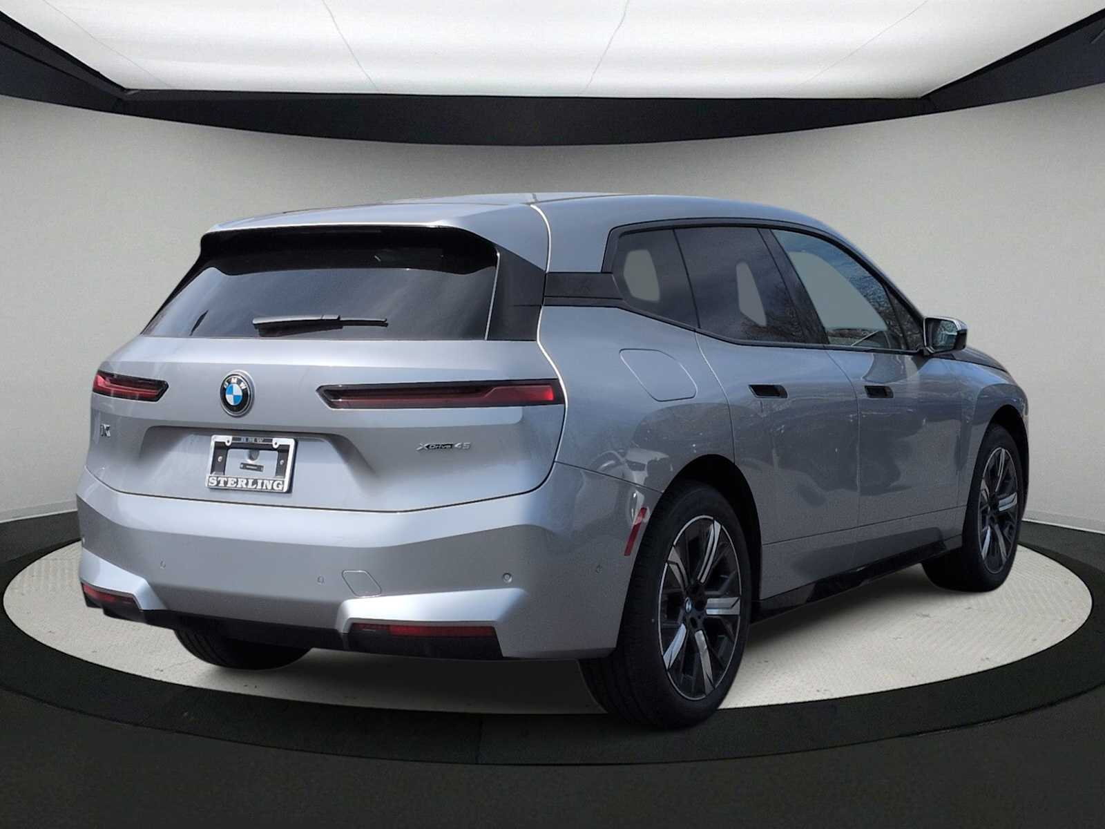 Thumbnail: 2026 BMW iX - 8