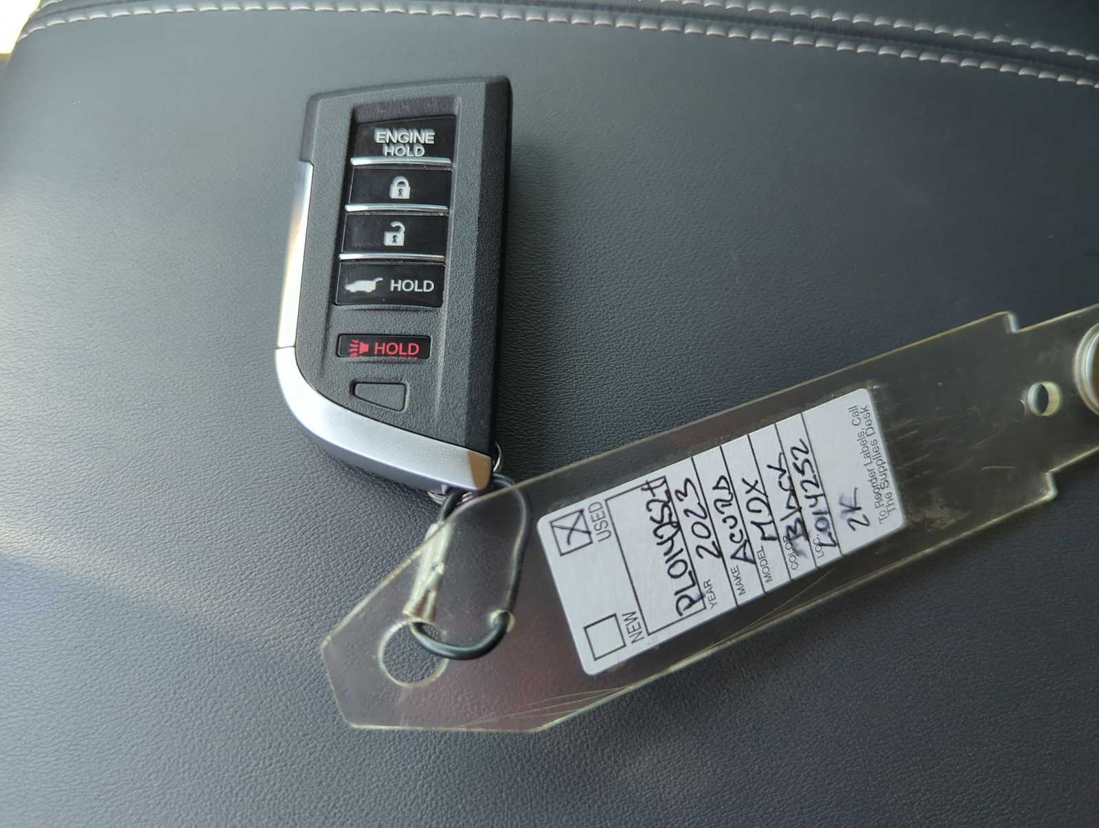 Thumbnail: 2023 Acura MDX - 37