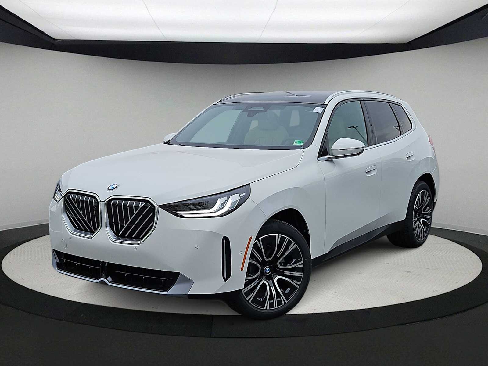 Thumbnail: 2026 BMW X3 - 1