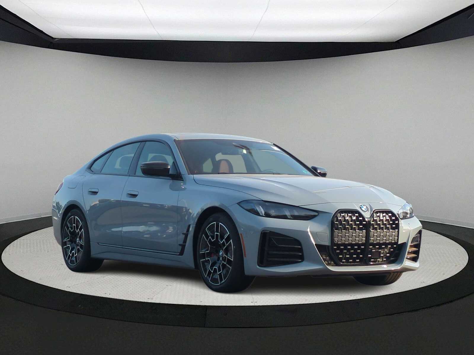 Thumbnail: 2025 BMW 4 Series - 2