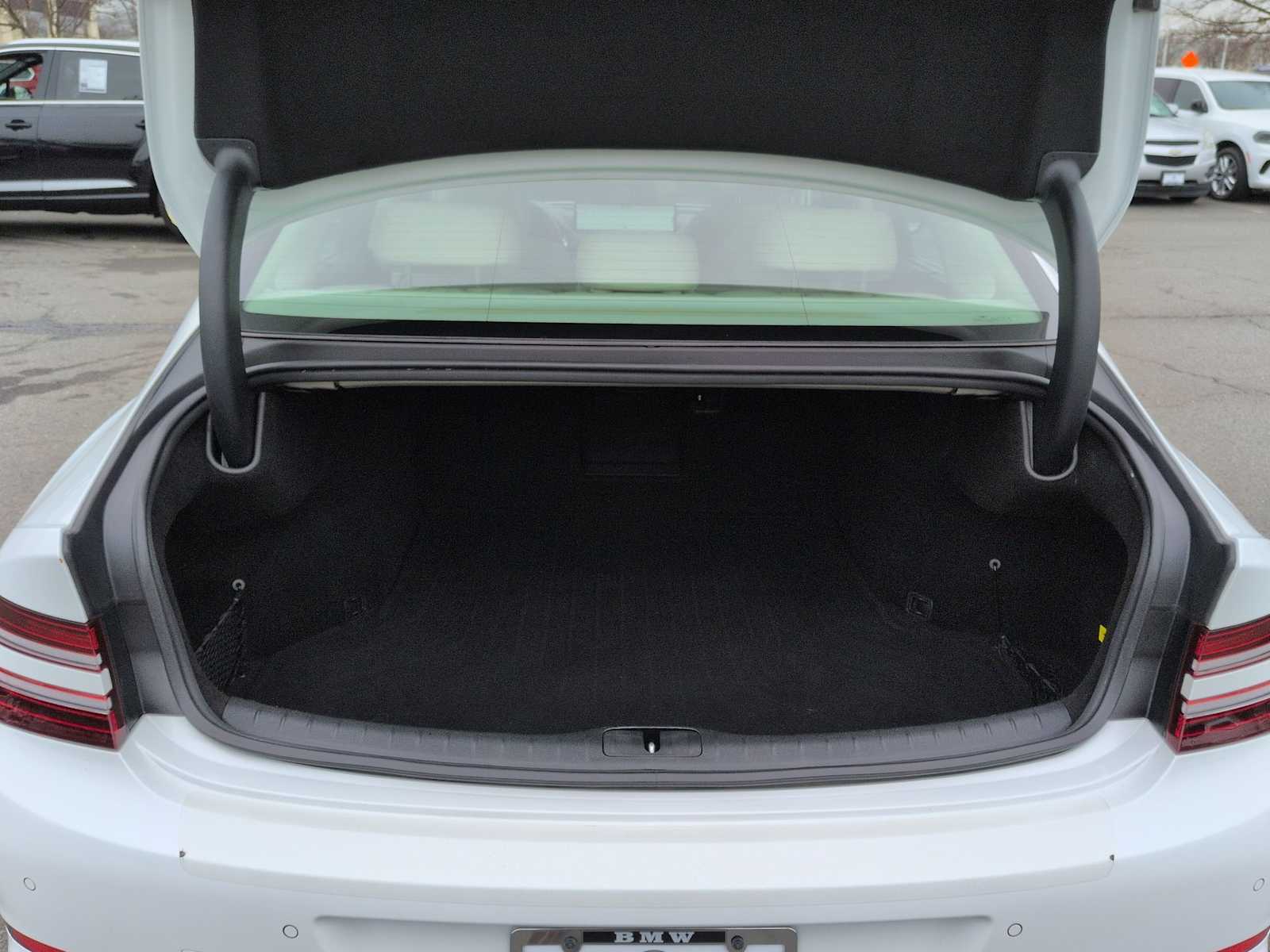 Thumbnail: 2022 Genesis G80 - 37