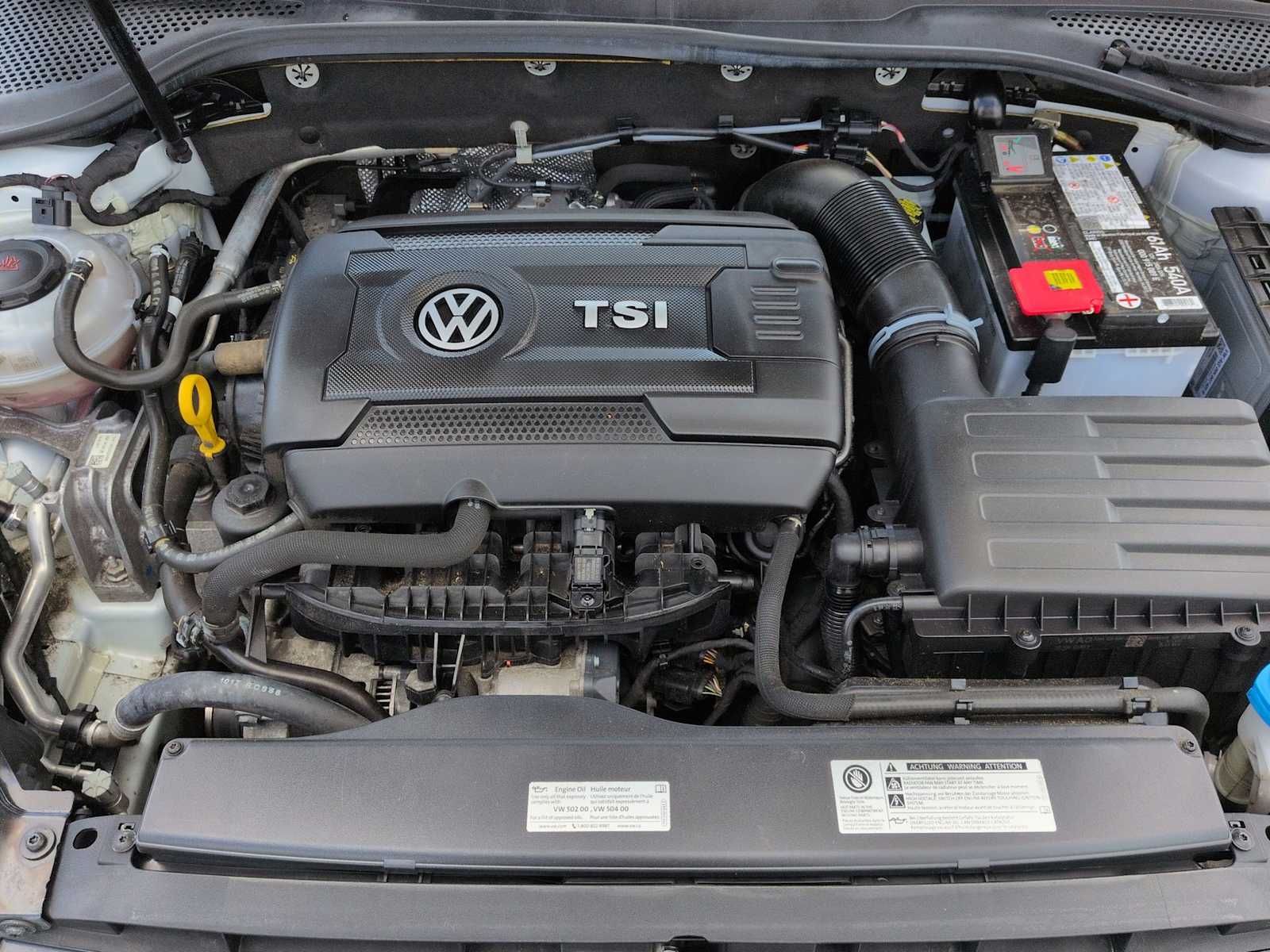 Thumbnail: 2018 Volkswagen e-Golf - 15