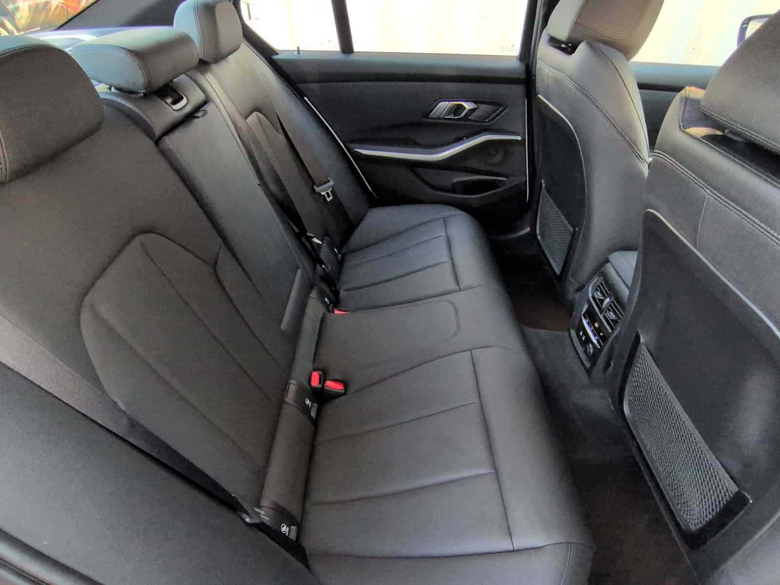 Thumbnail: 2019 BMW 3 Series - 22