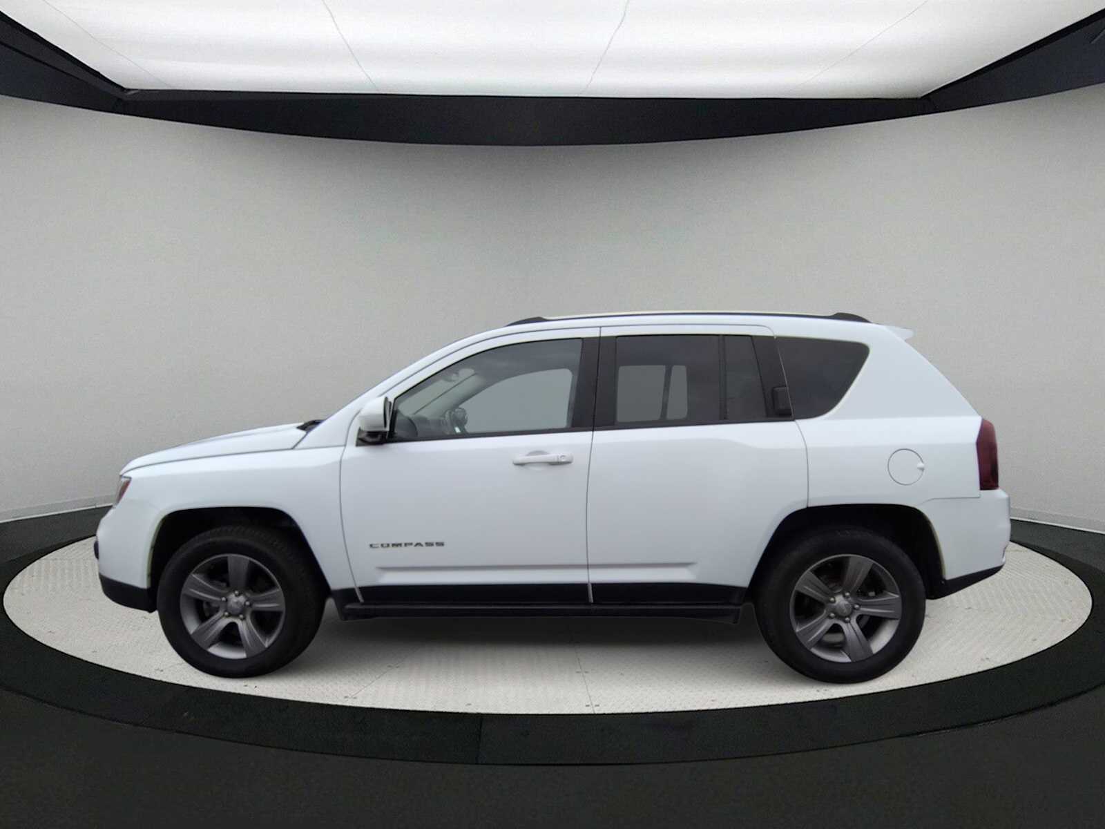 Thumbnail: 2017 Jeep Compass - 5