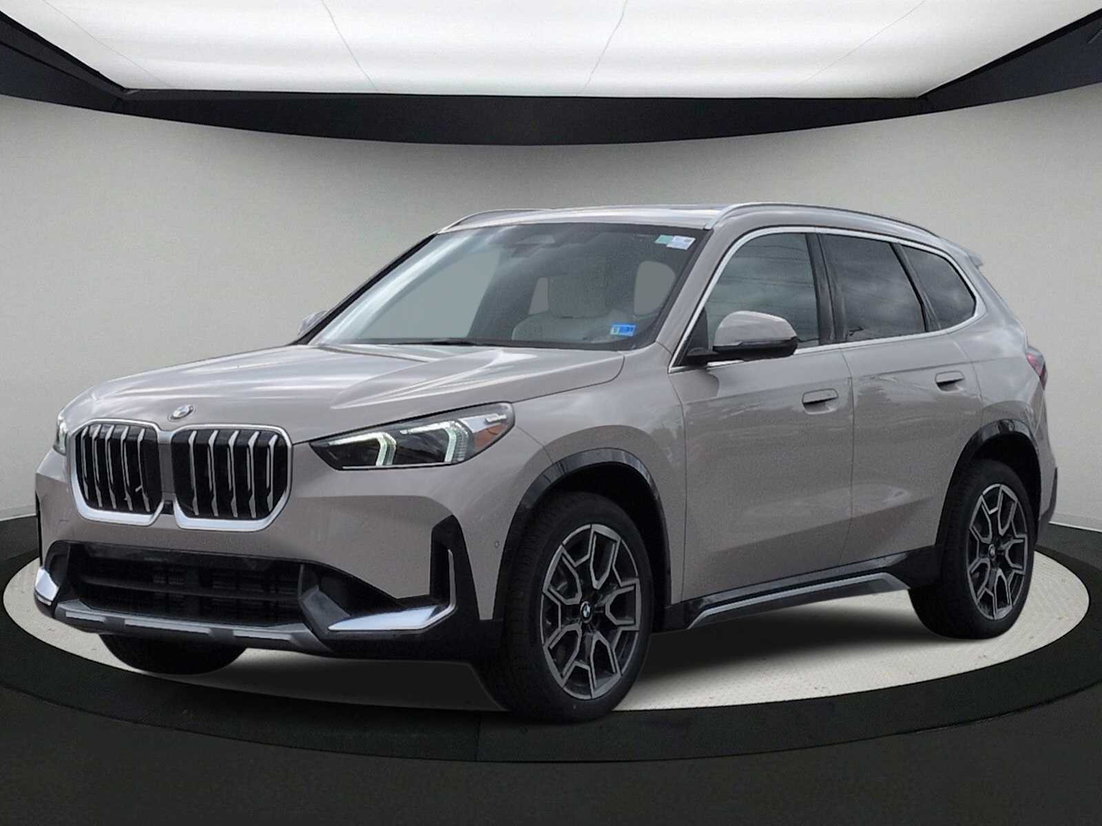 Thumbnail: 2026 BMW X1 - 4
