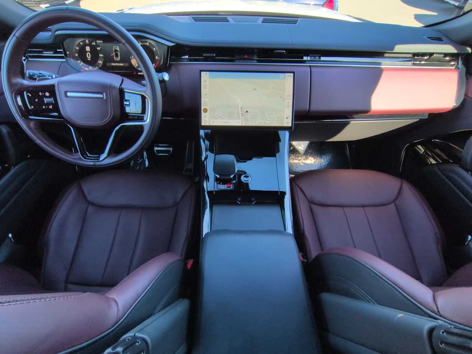 Thumbnail: 2025 Land Rover Range Rover Sport - 16