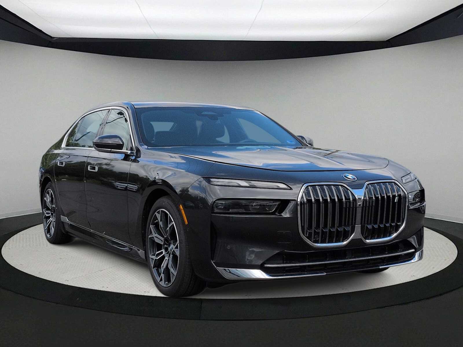 Thumbnail: 2025 BMW i7 - 2