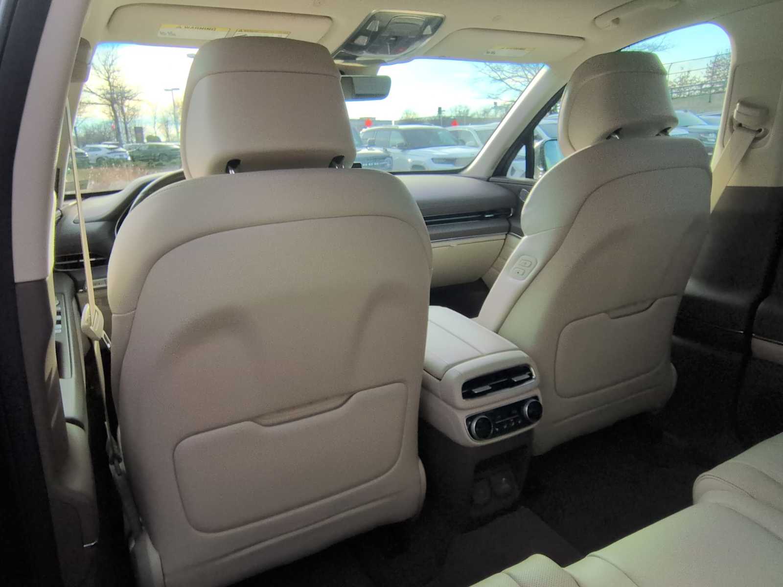 Thumbnail: 2023 Genesis GV80 - 18