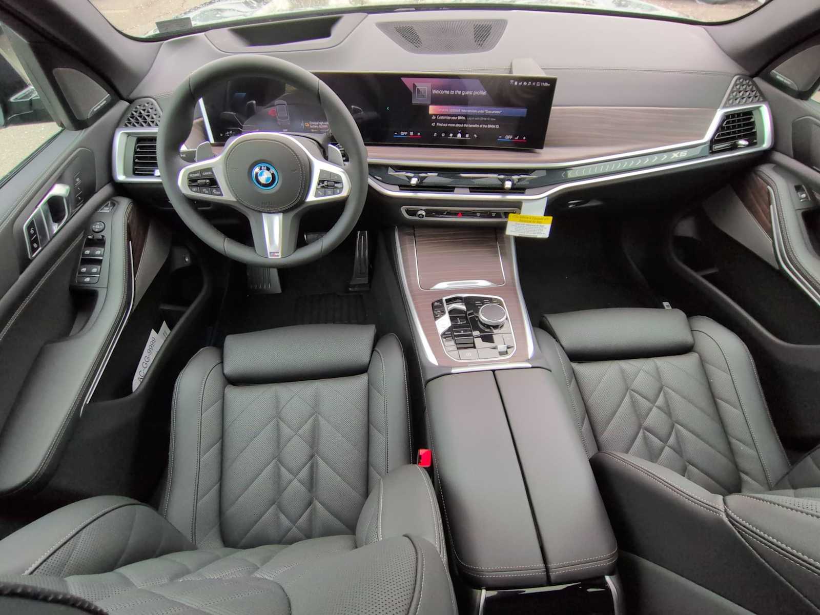 Thumbnail: 2026 BMW X5 - 16