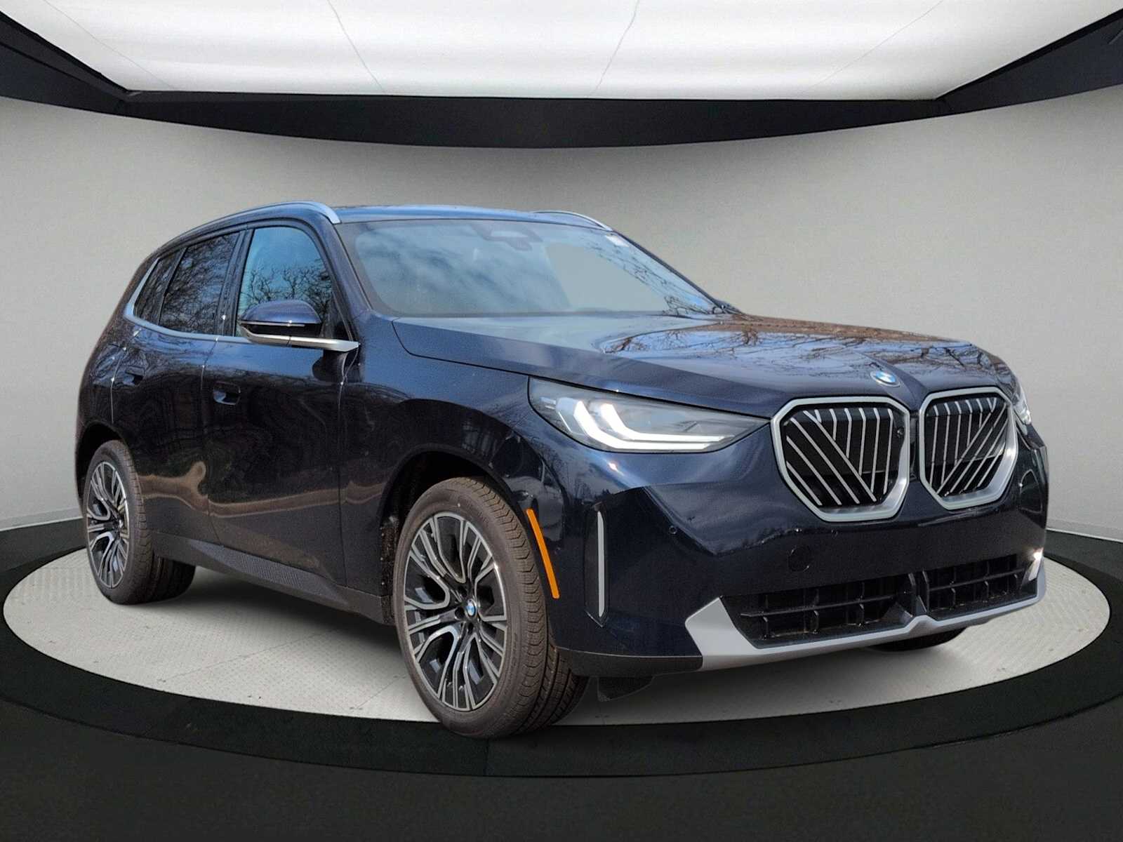 Thumbnail: 2026 BMW X3 - 2