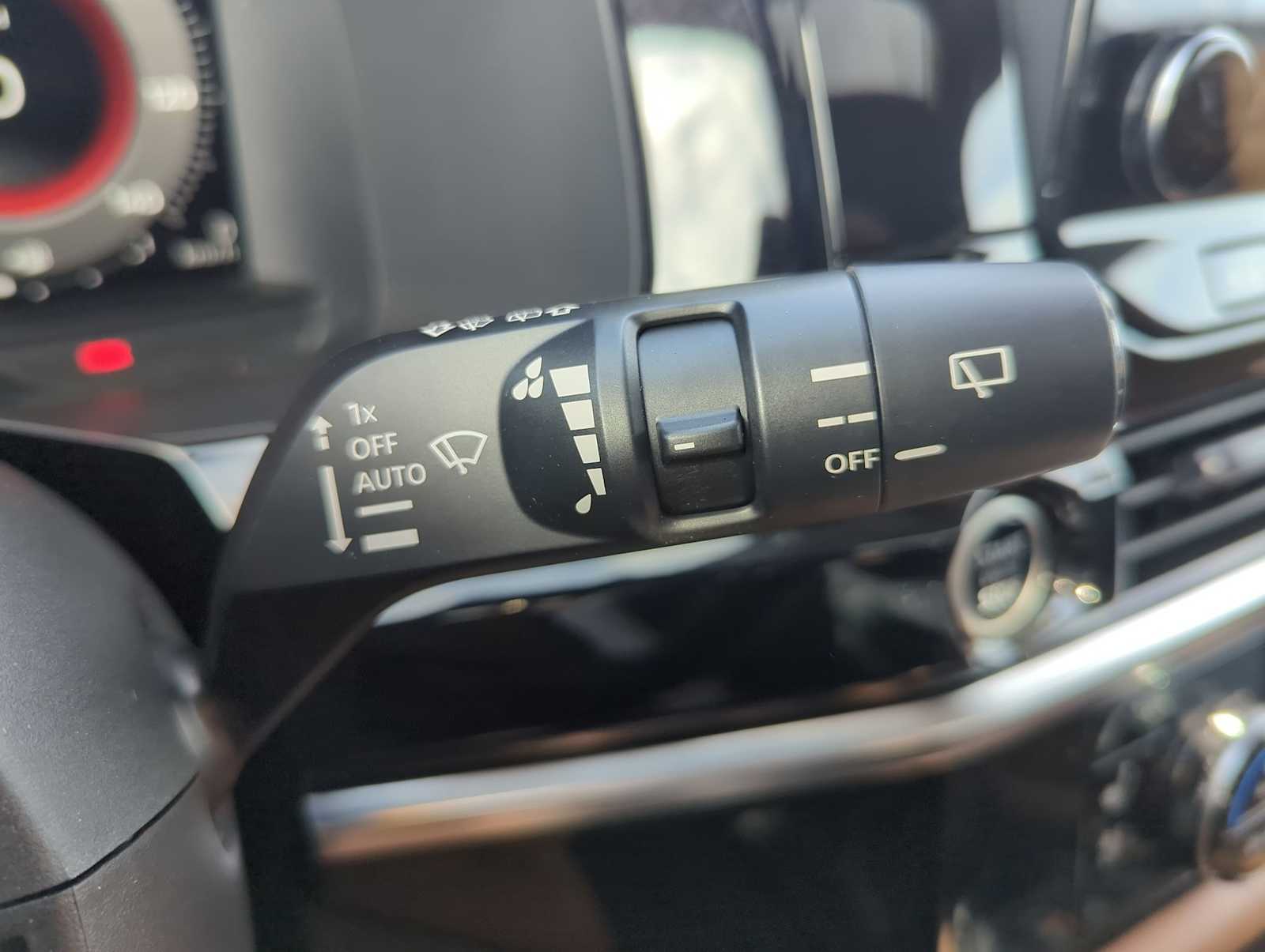 Thumbnail: 2023 Nissan Pathfinder - 27