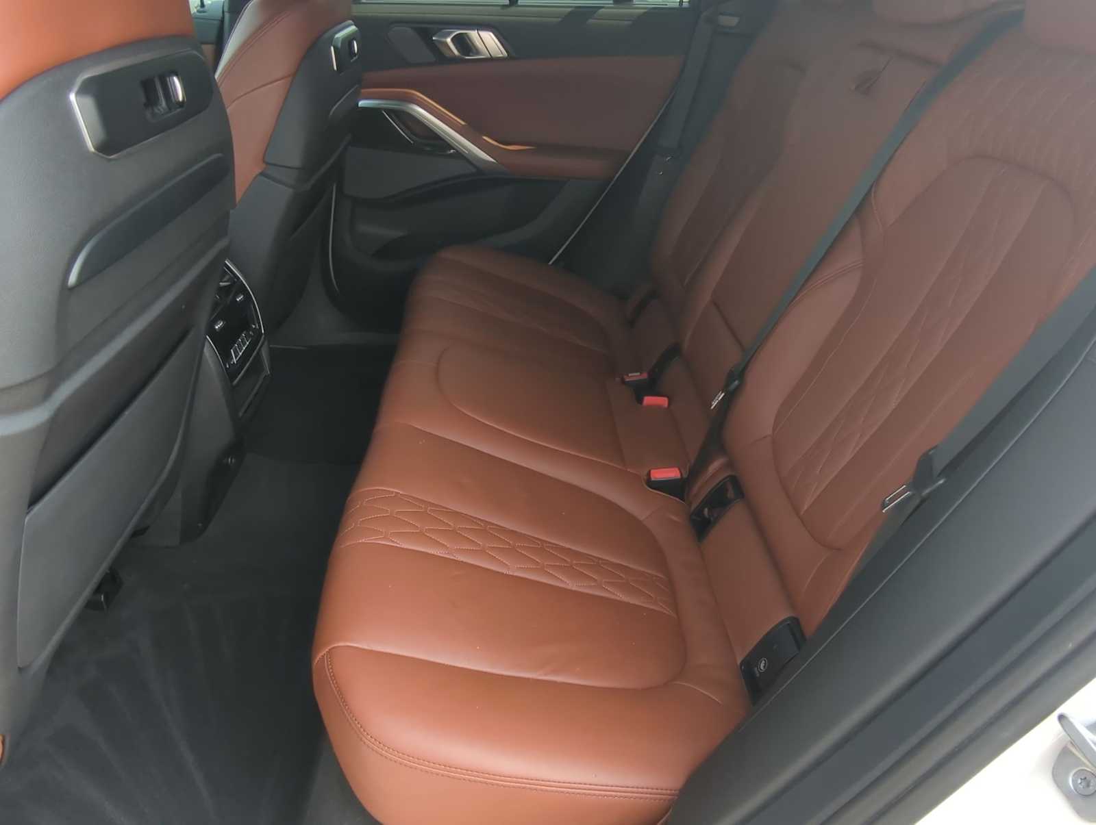 2024 BMW X6 xDrive40i 12