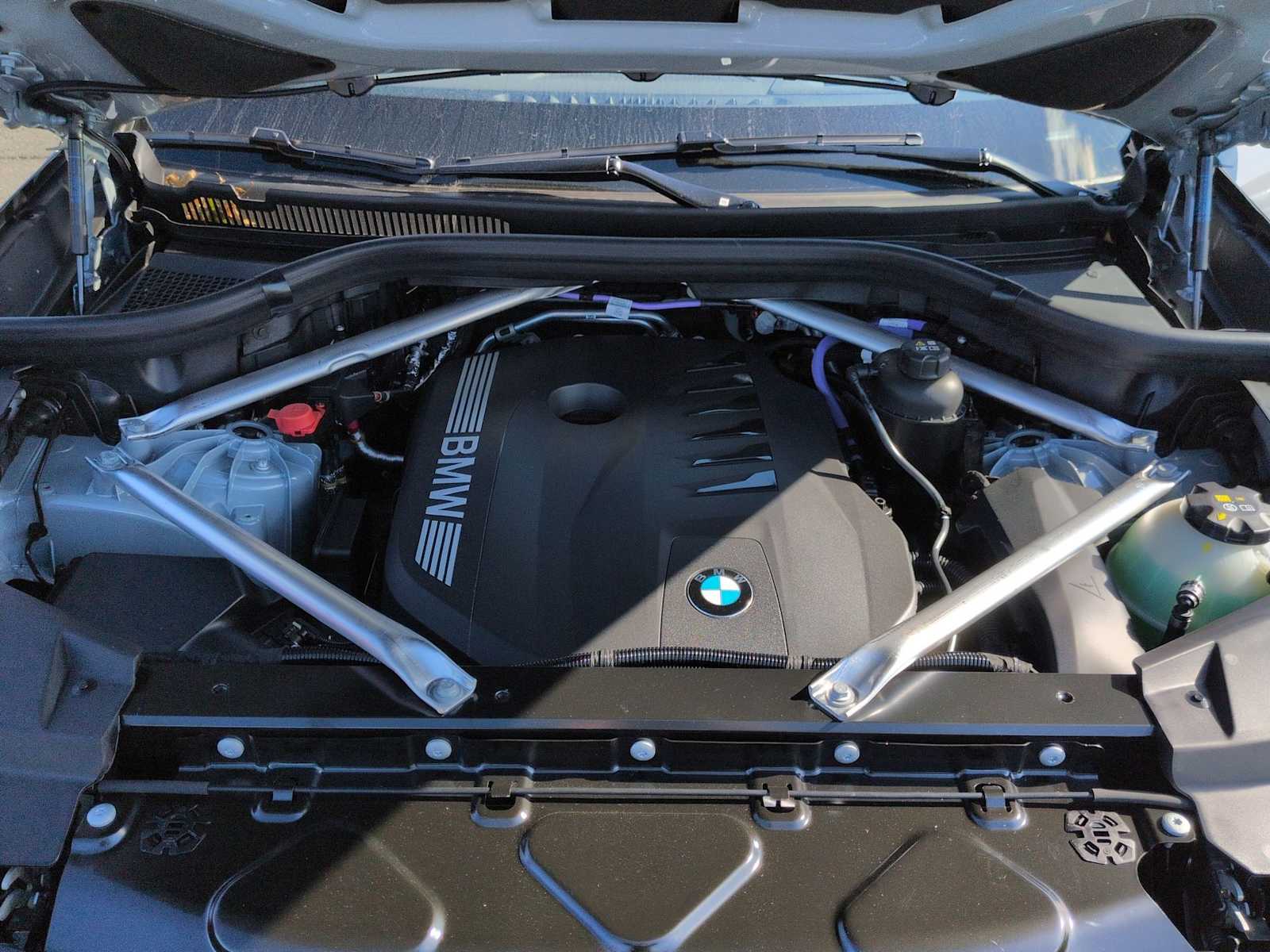 Thumbnail: 2026 BMW X5 - 15