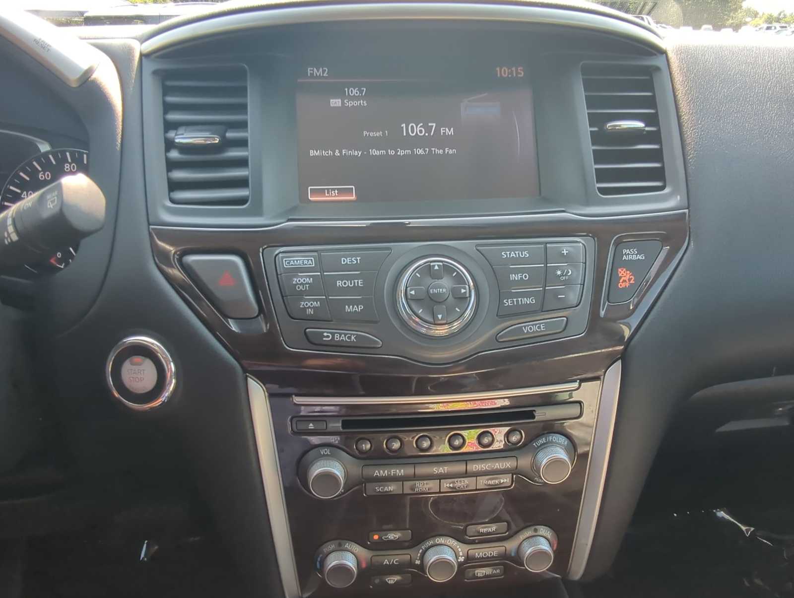 Thumbnail: 2016 Nissan Pathfinder - 28