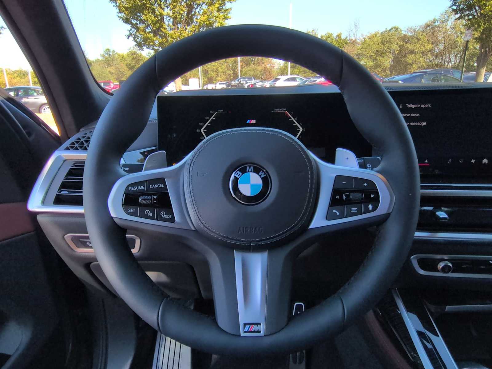 Thumbnail: 2026 BMW X7 - 25