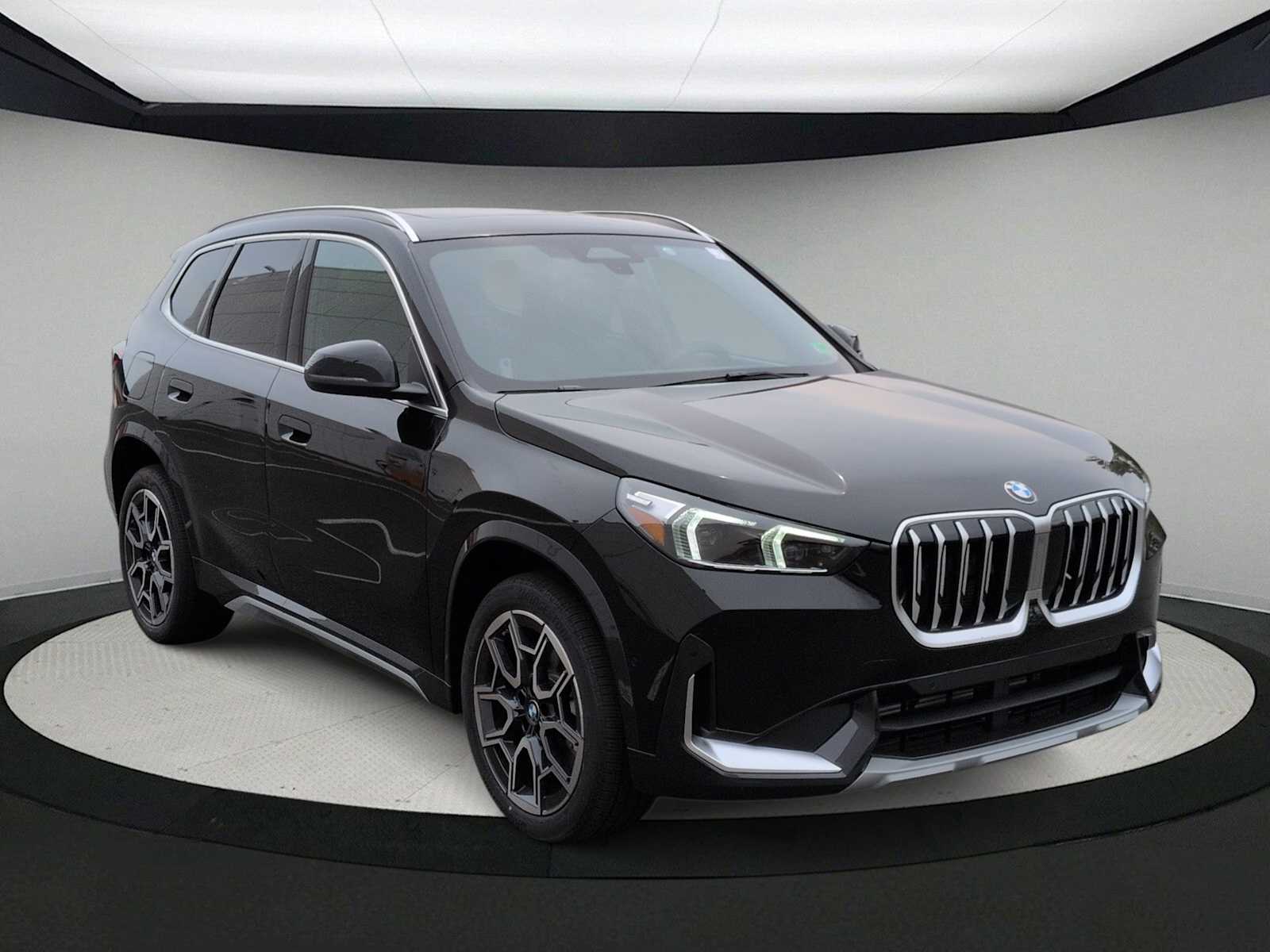 Thumbnail: 2026 BMW X1 - 2