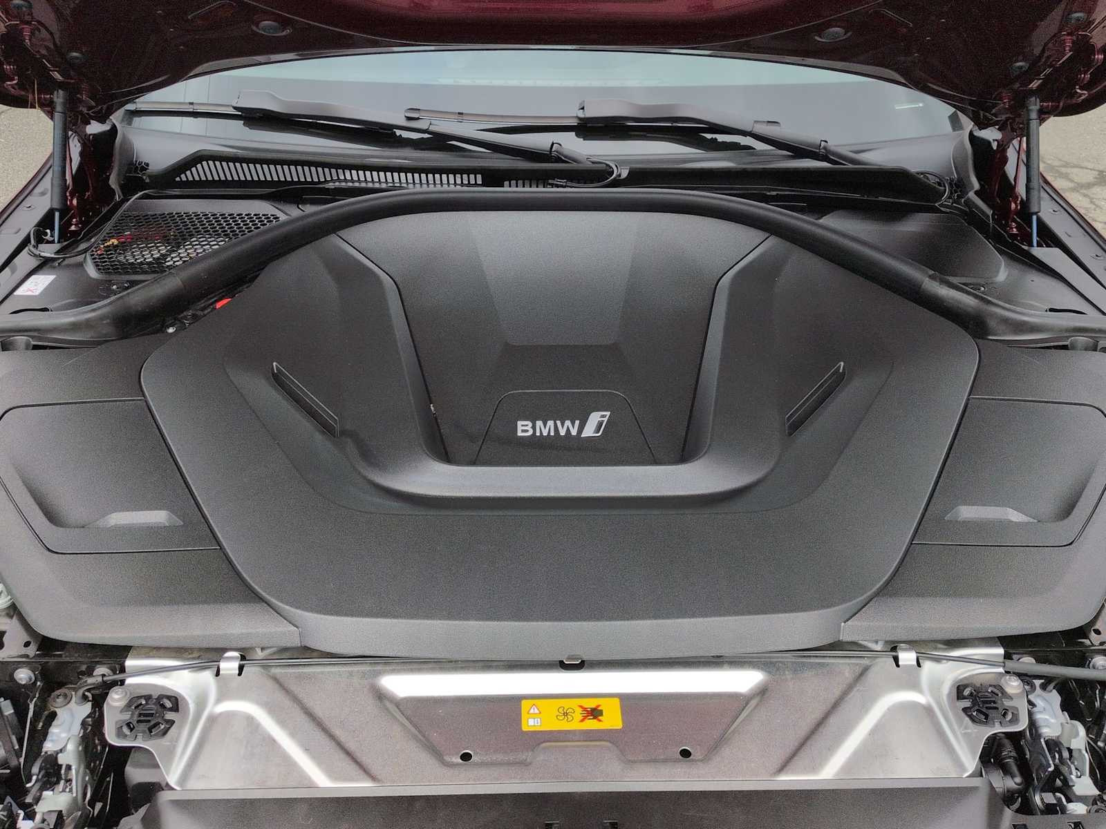 Thumbnail: 2023 BMW i4 - 15