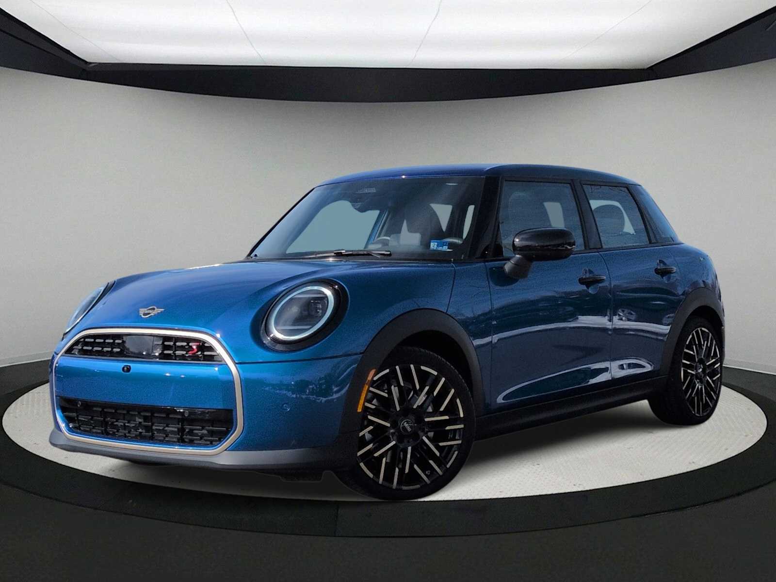 Thumbnail: 2025 MINI Cooper Hardtop - 1