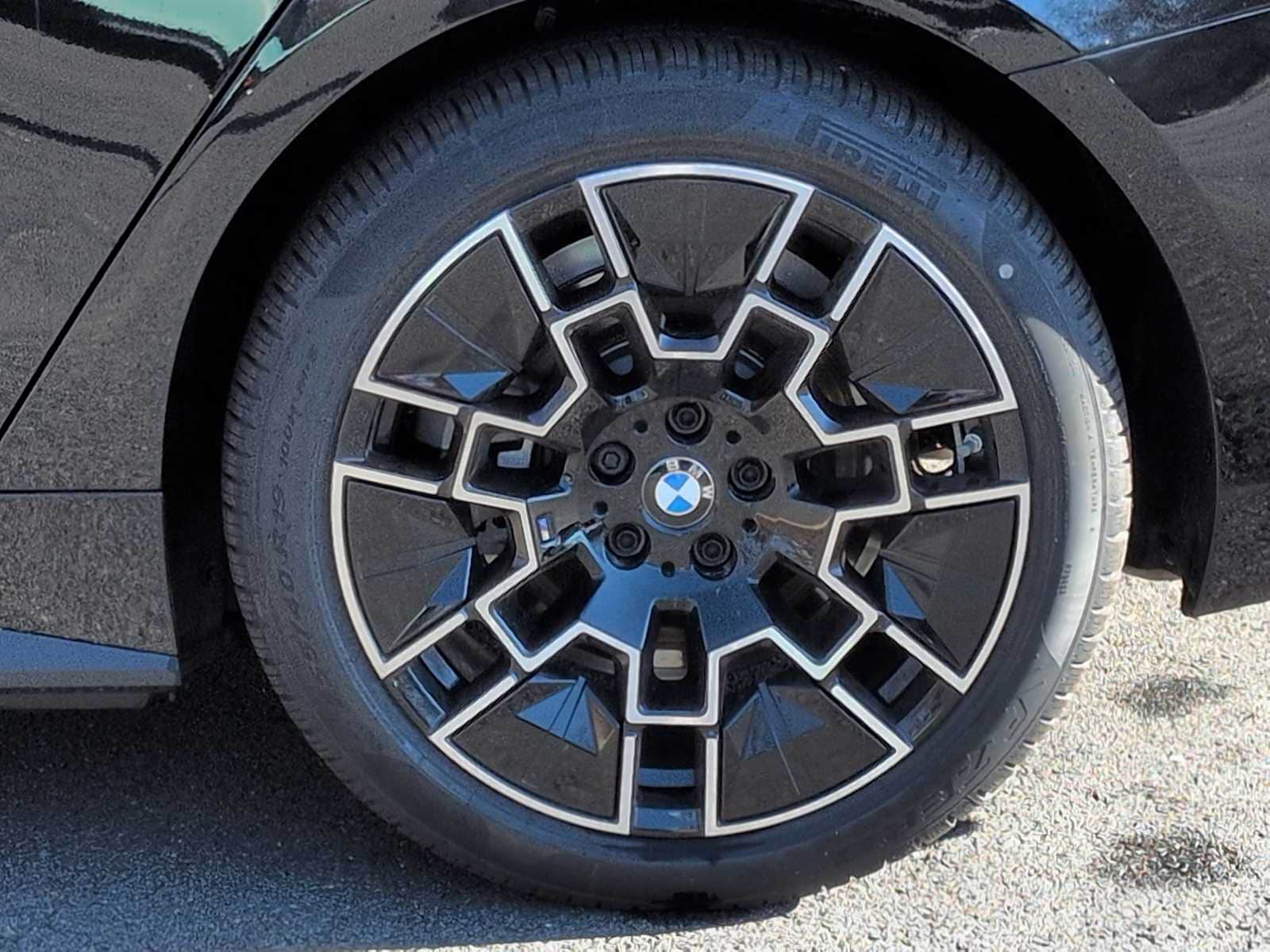 Thumbnail: 2026 BMW i4 - 14