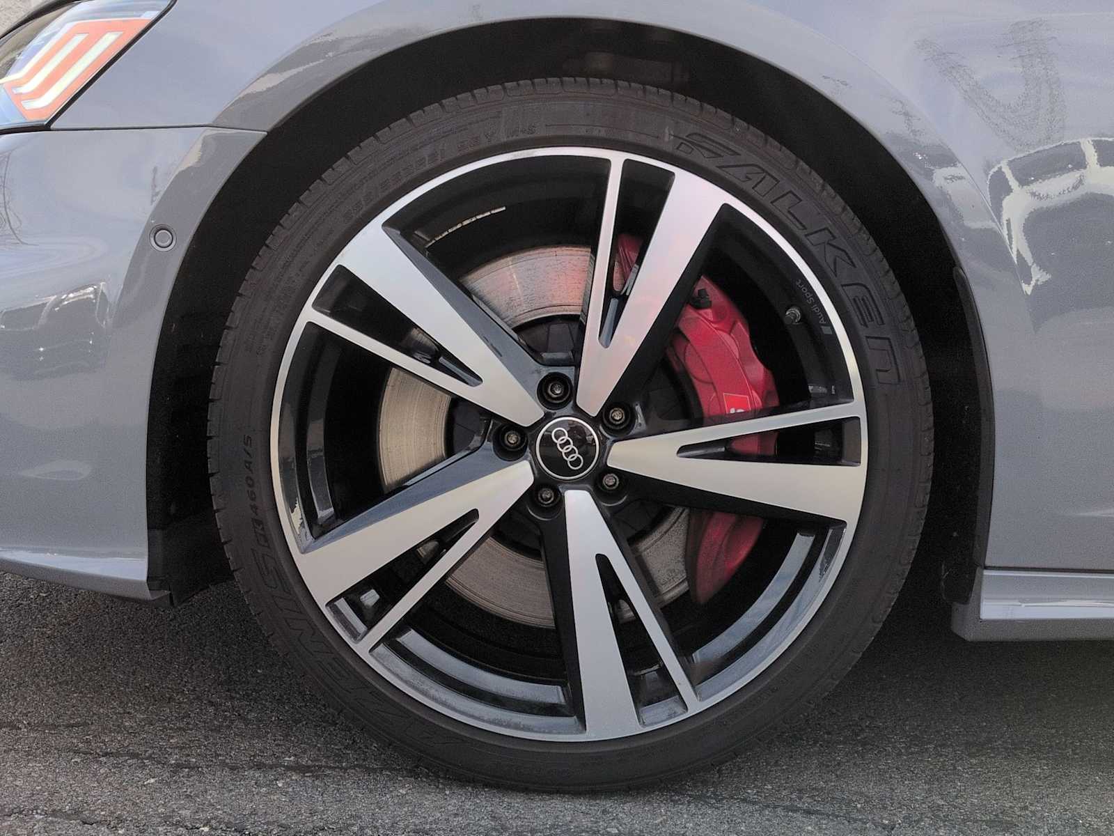 Thumbnail: 2022 Audi S6 - 14