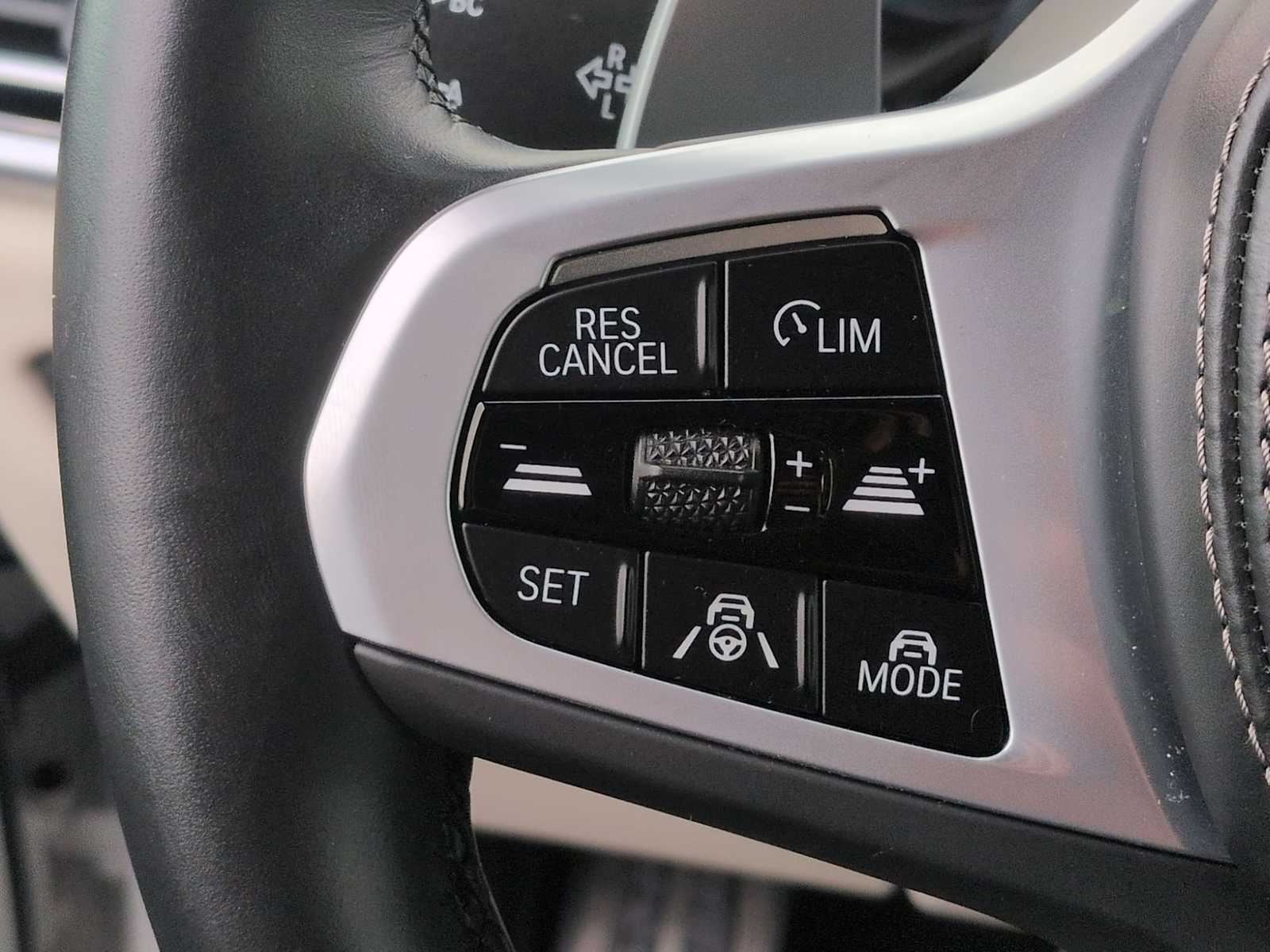 Thumbnail: 2023 BMW X5 - 24