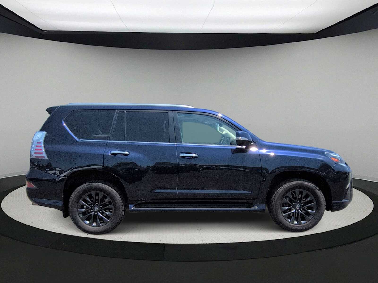 Thumbnail: 2022 Lexus GX - 9