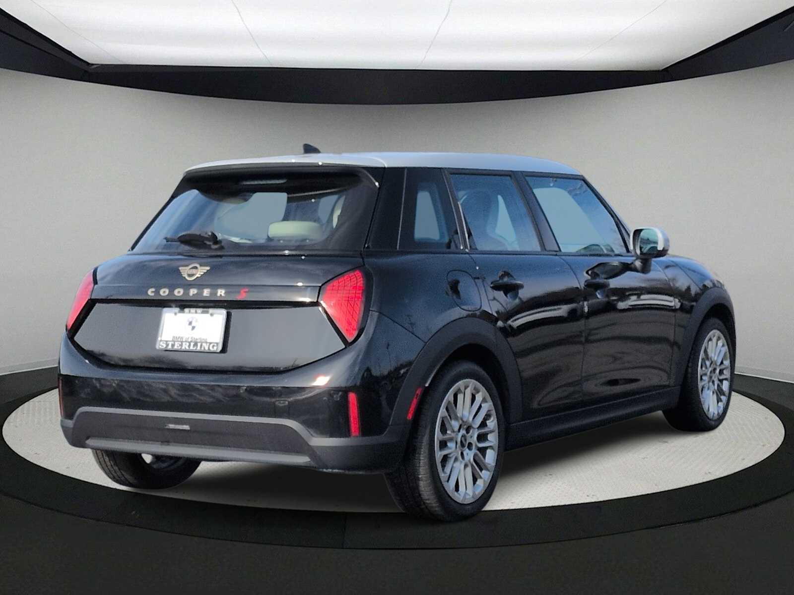 Thumbnail: 2025 MINI Cooper Hardtop - 8