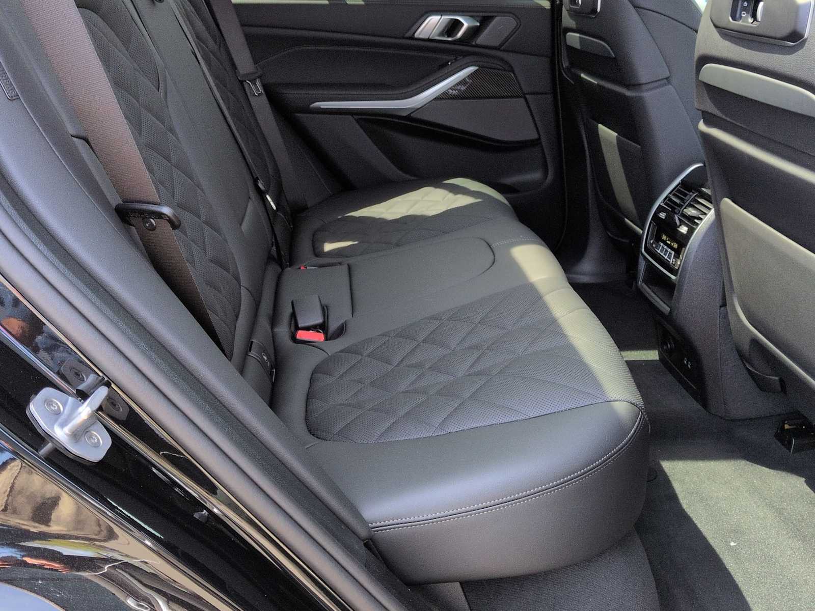 Thumbnail: 2026 BMW X5 - 22