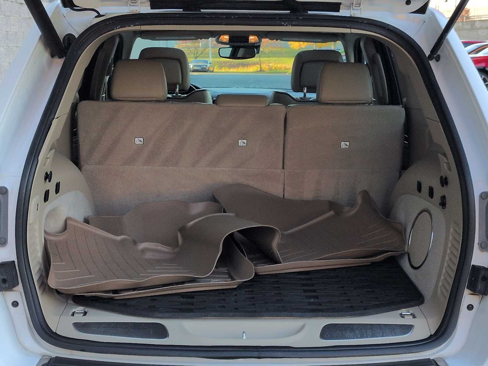 Thumbnail: 2020 Jeep Grand Cherokee - 37