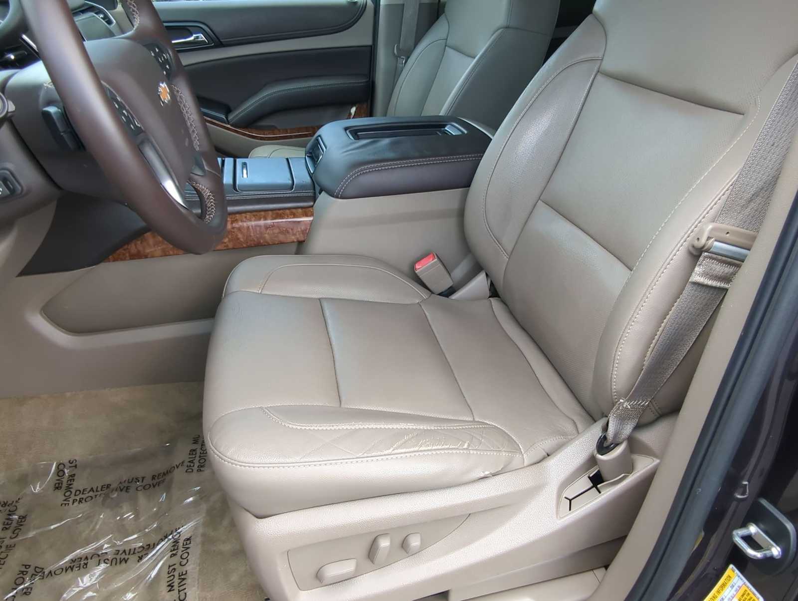 Thumbnail: 2015 Chevrolet Tahoe - 17