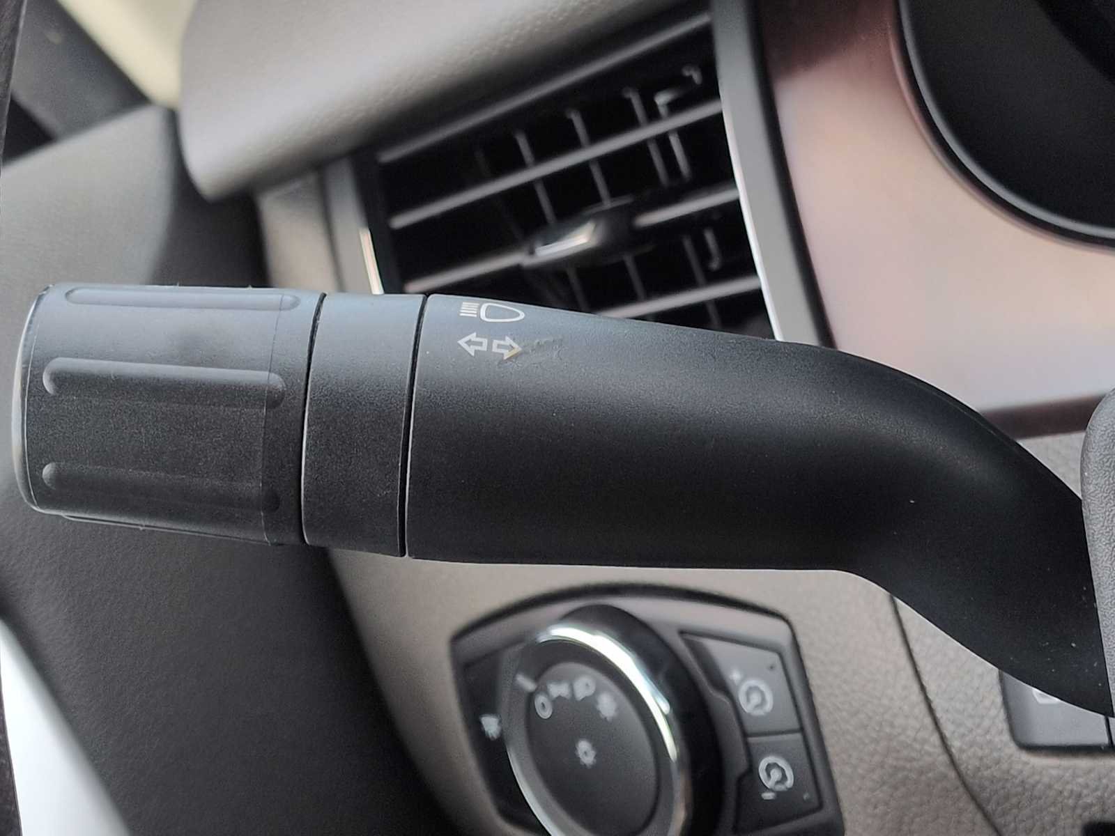 Thumbnail: 2013 Ford Edge - 27