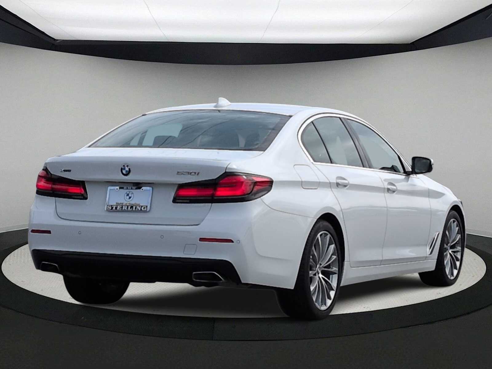 Thumbnail: 2021 BMW 5 Series - 8