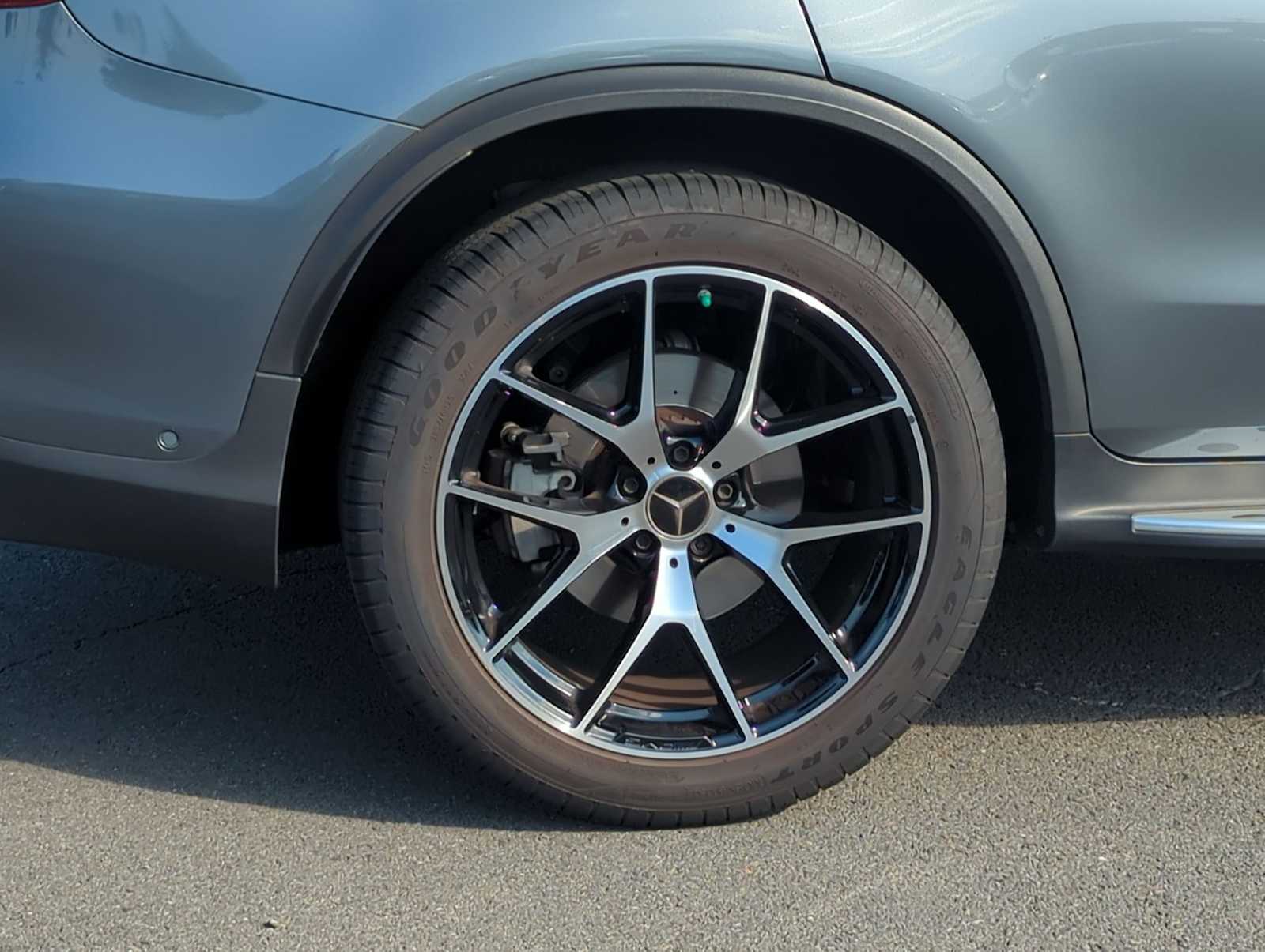 Thumbnail: 2022 Mercedes-Benz GLC - 13