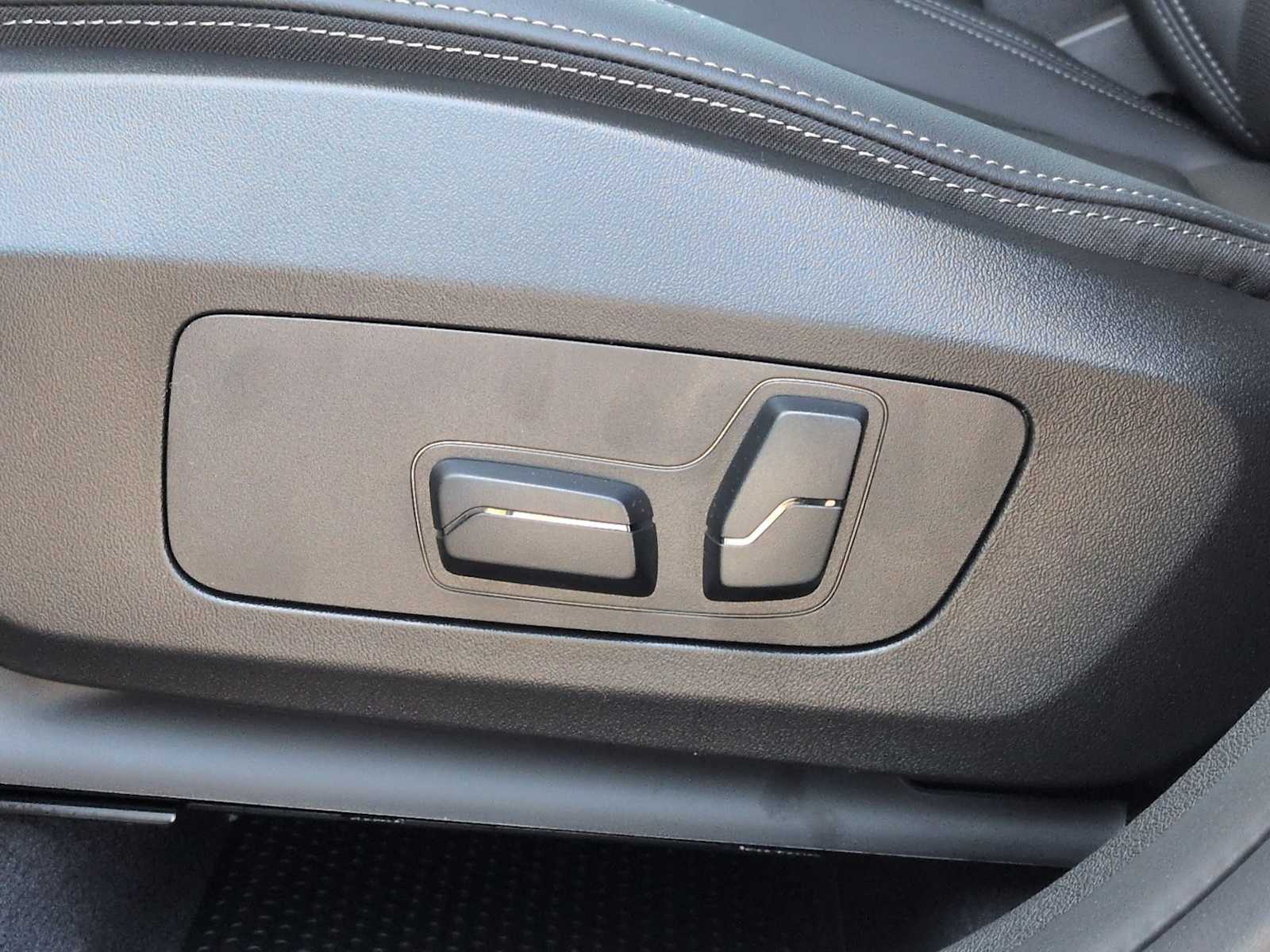 Thumbnail: 2026 BMW X1 - 18