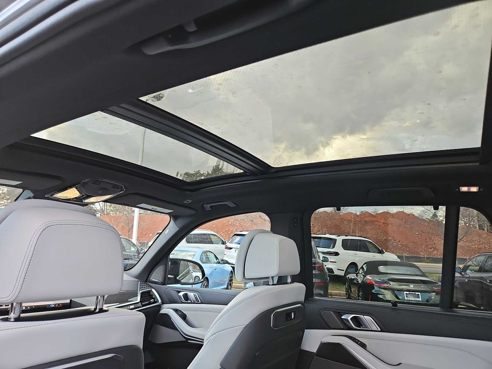 Thumbnail: 2026 BMW X5 - 23