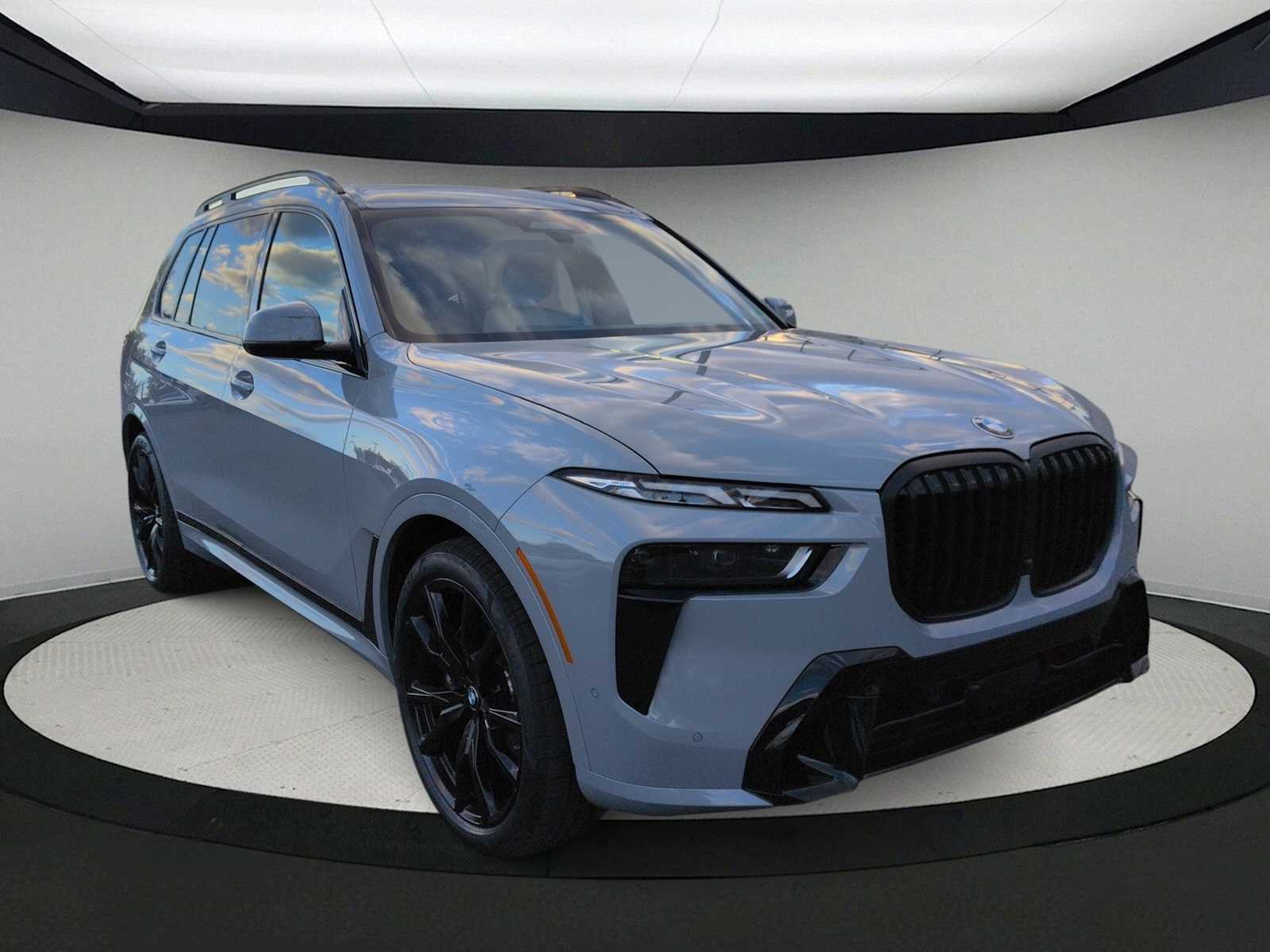 Thumbnail: 2023 BMW X7 - 2