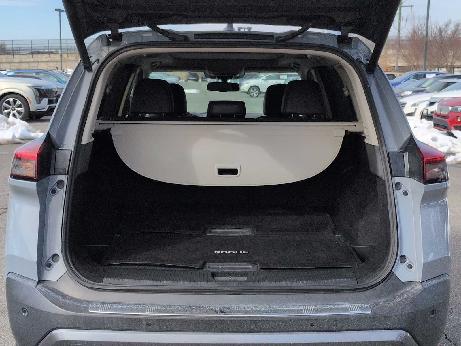 Thumbnail: 2022 Nissan Rogue - 36