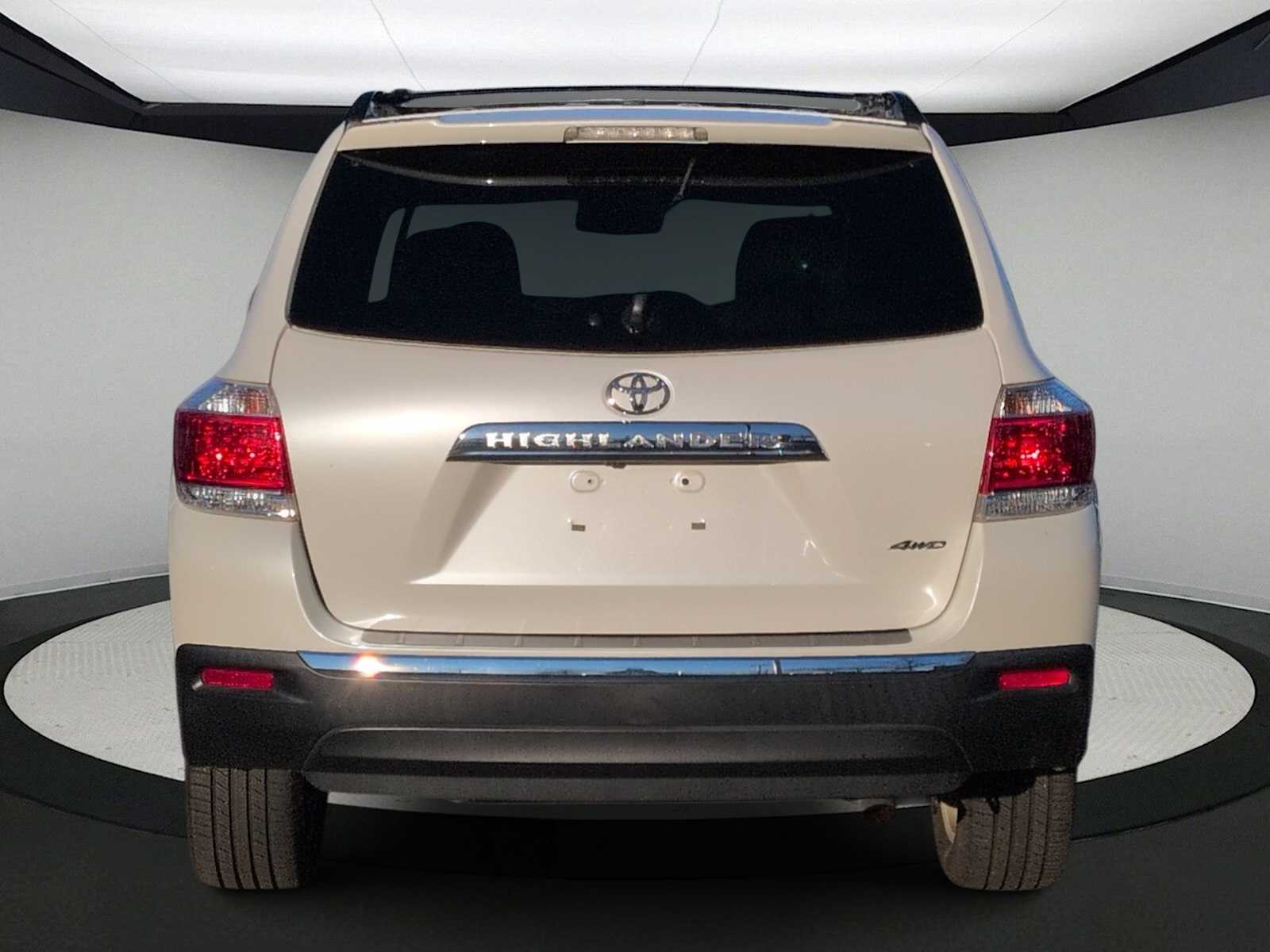 Thumbnail: 2011 Toyota Highlander - 7