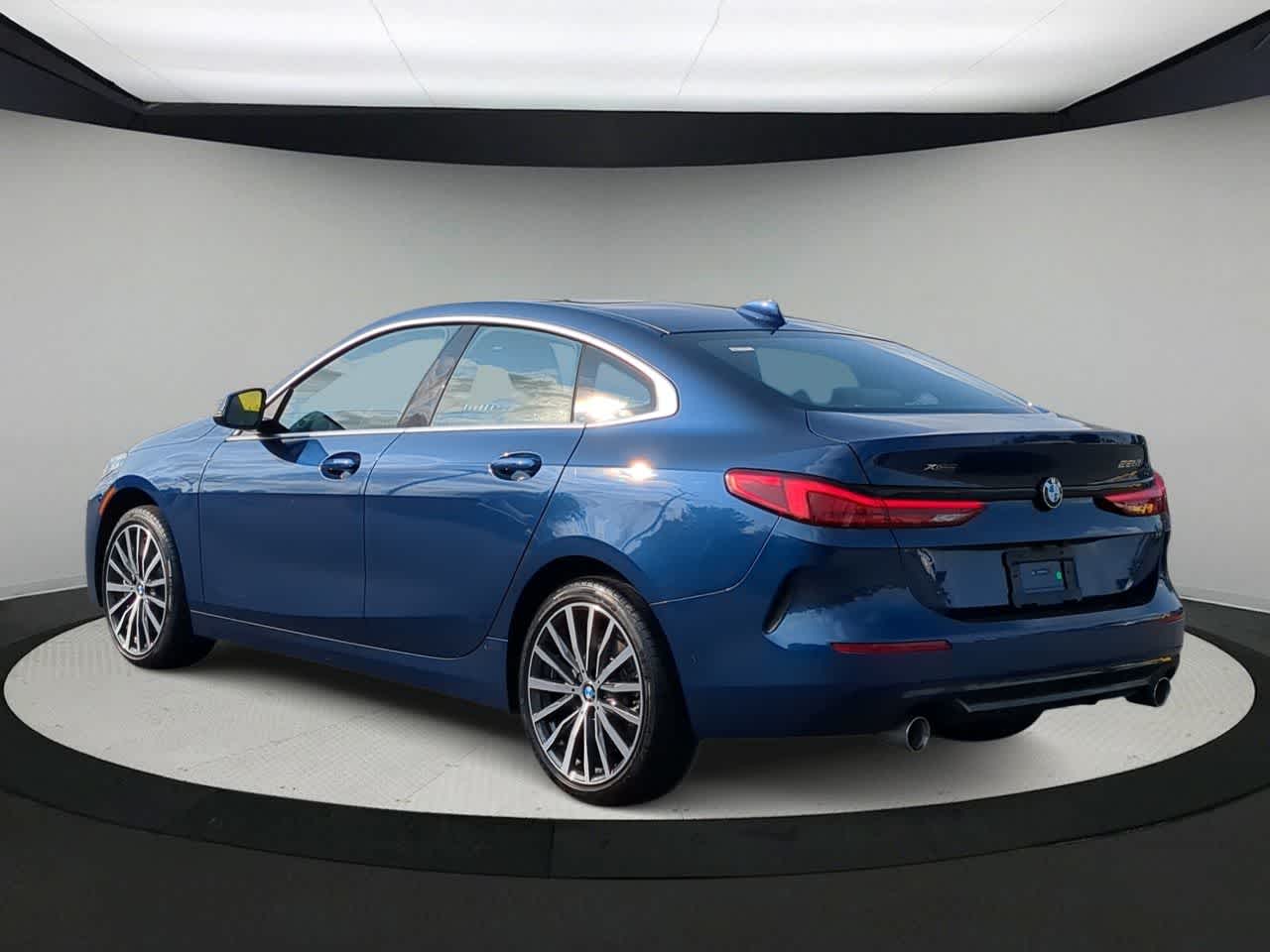 Thumbnail: 2024 BMW 2 Series - 6
