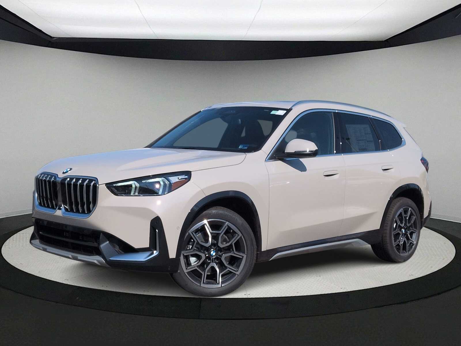 Thumbnail: 2026 BMW X1 - 1