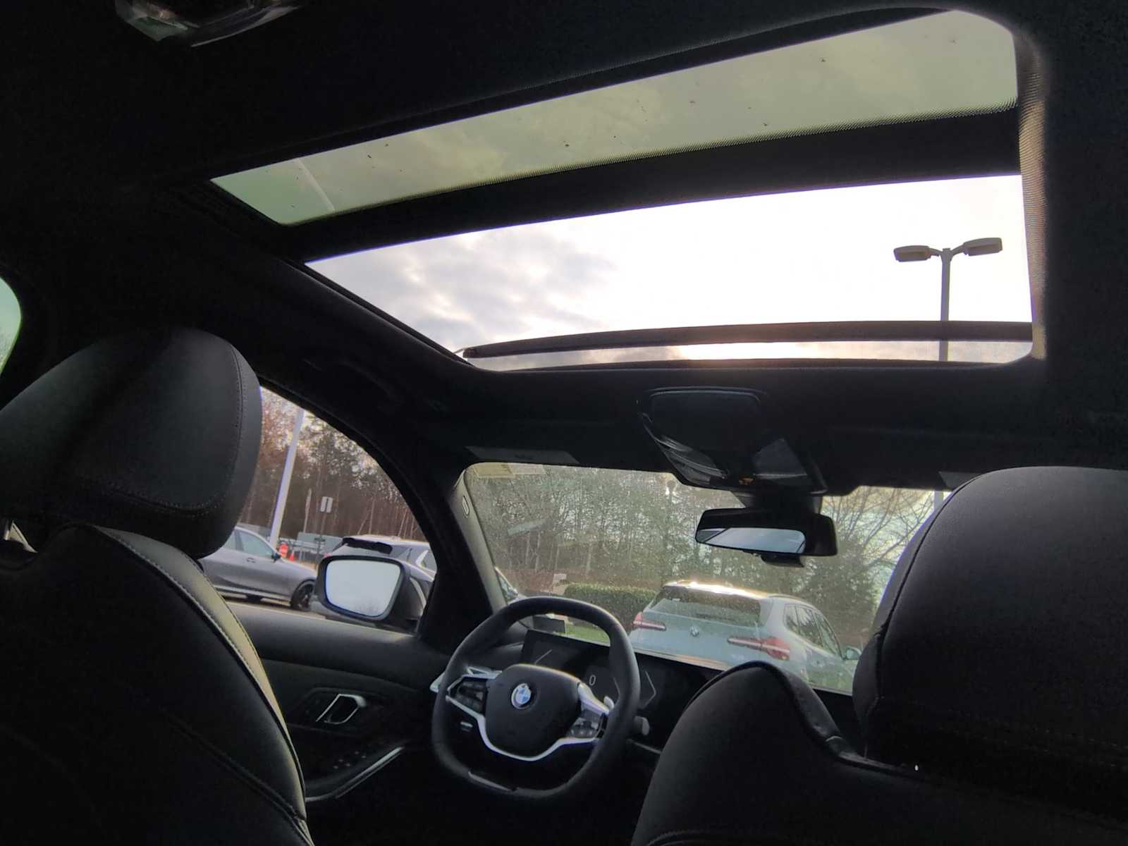 Thumbnail: 2026 BMW 3 Series - 23