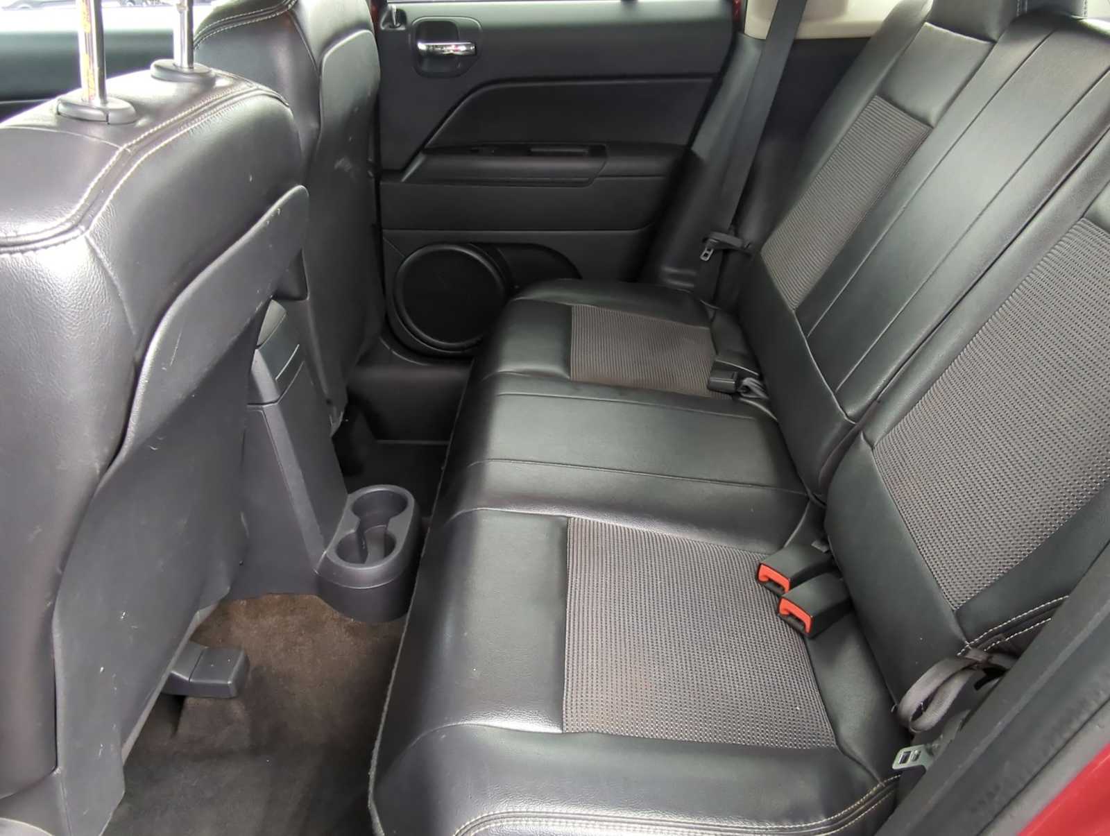 Thumbnail: 2014 Jeep Patriot - 21