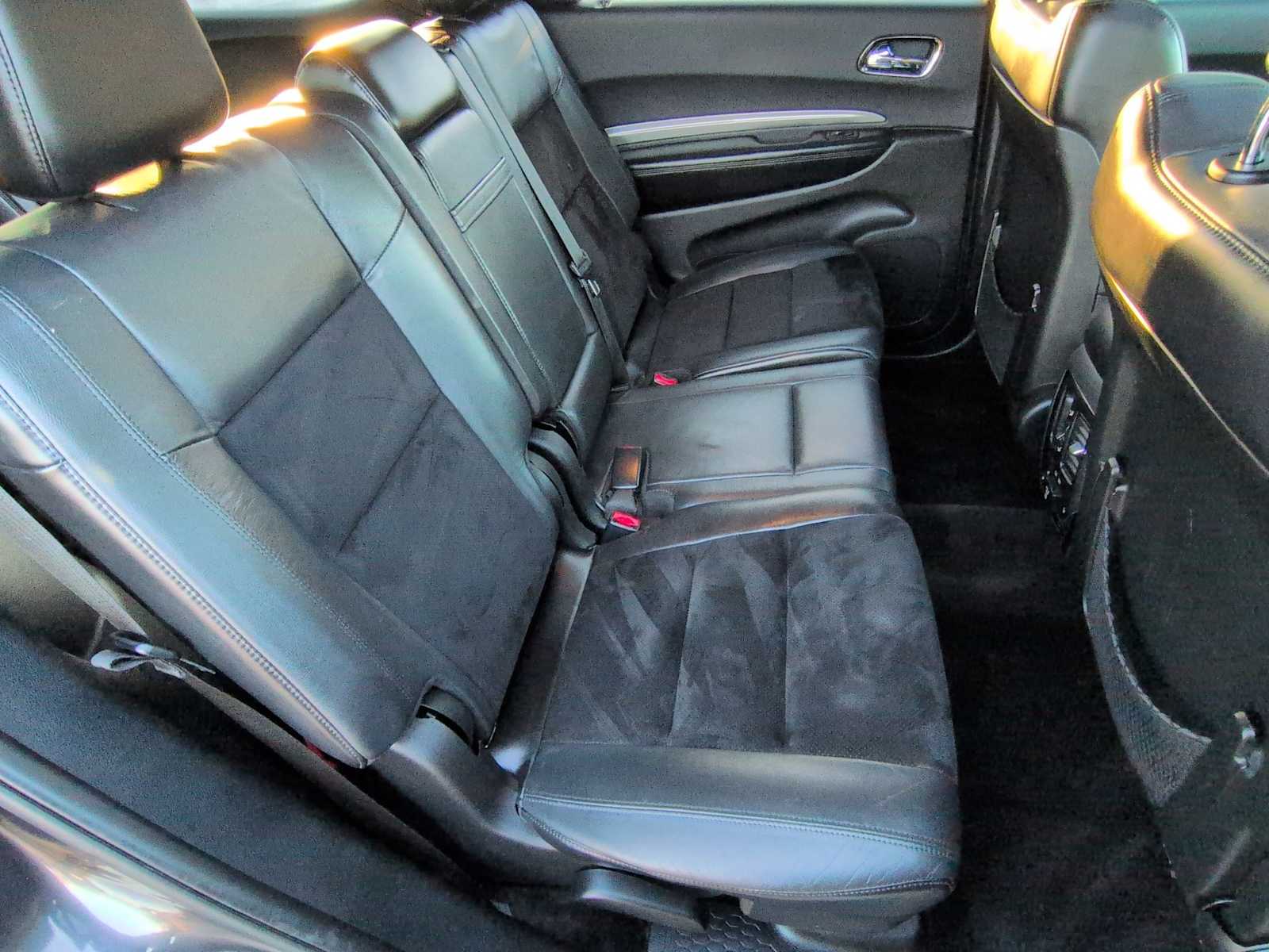 Thumbnail: 2018 Dodge Durango - 22