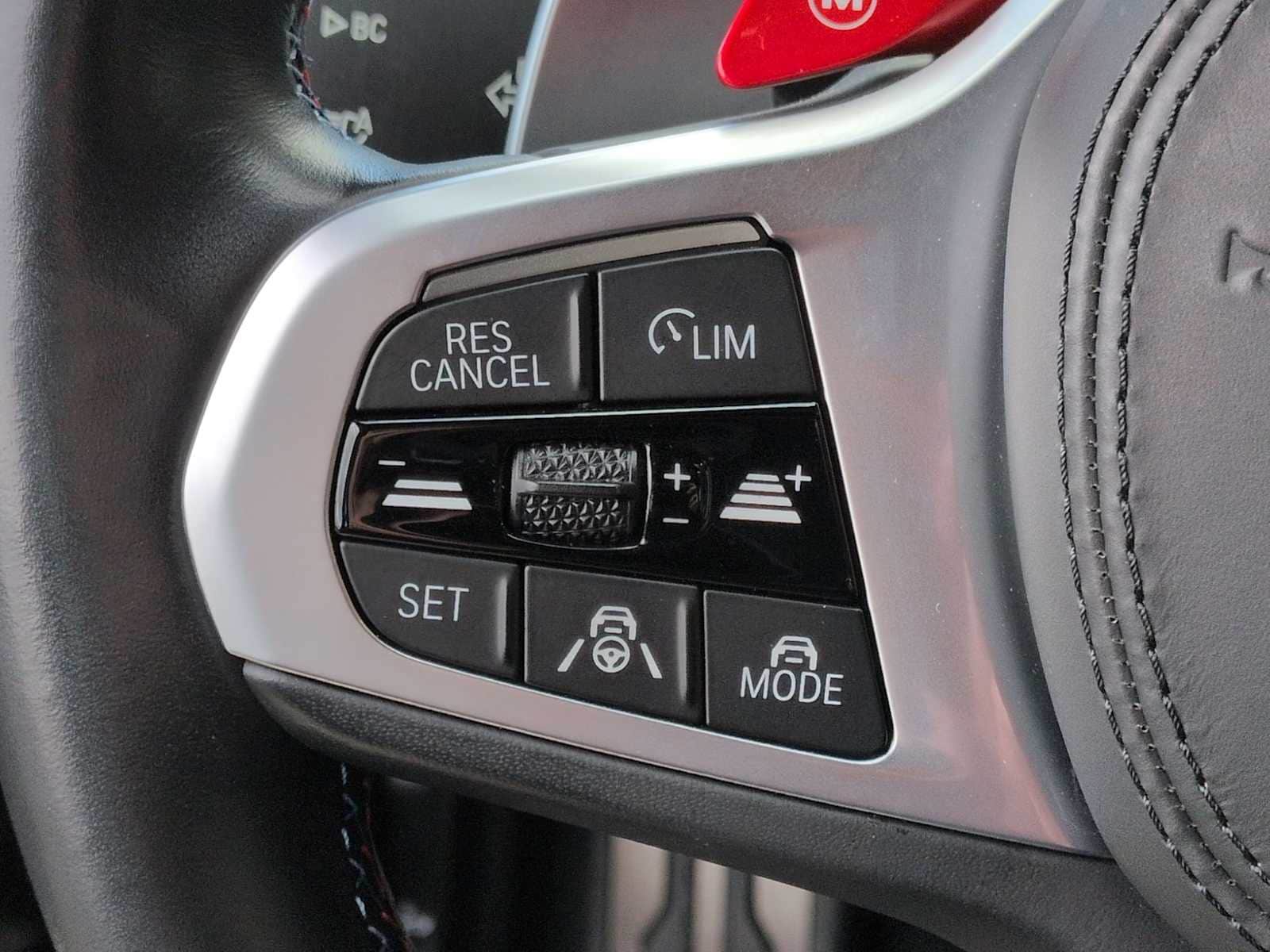 Thumbnail: 2023 BMW M8 - 24